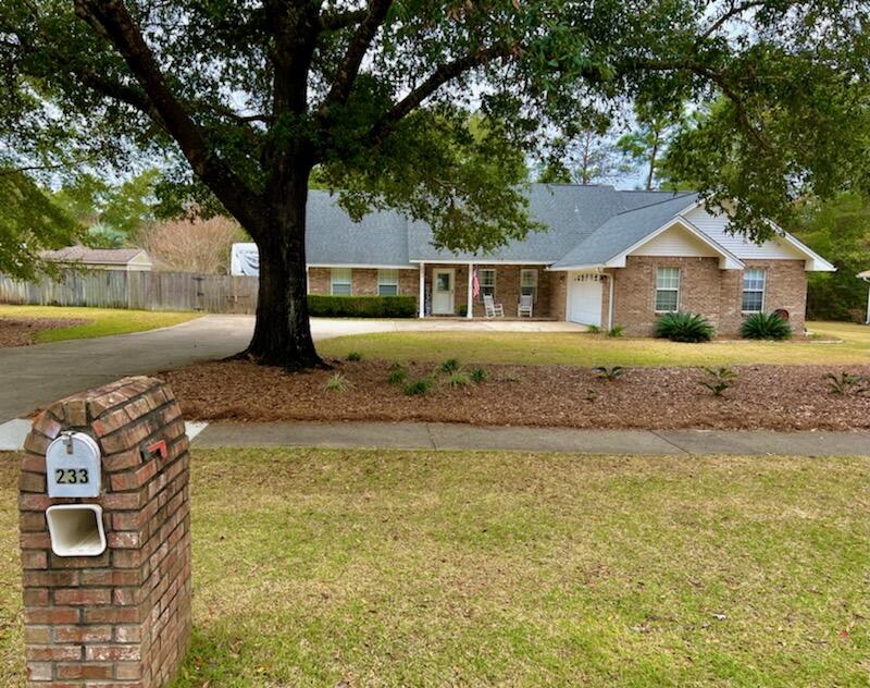 ROCKY BAYOU ESTATES - Residential