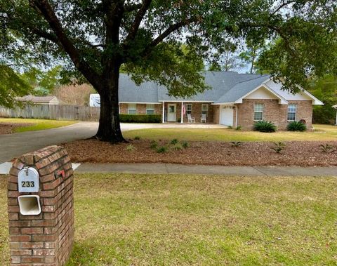 A home in Niceville