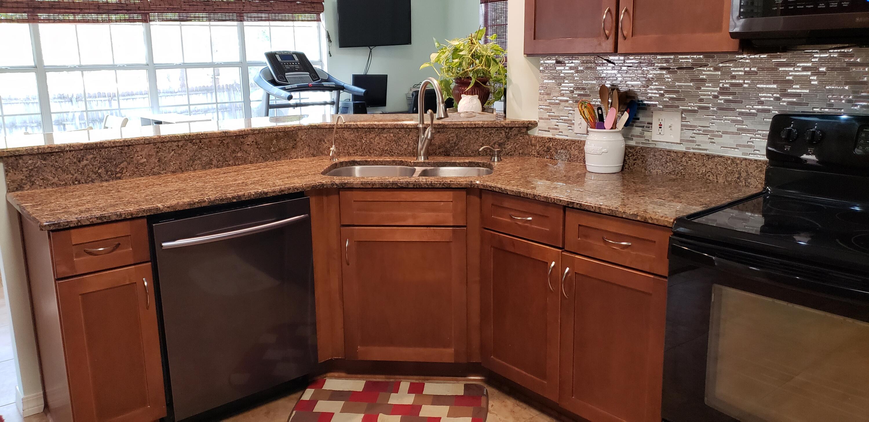 ROCKY BAYOU ESTATES - Residential