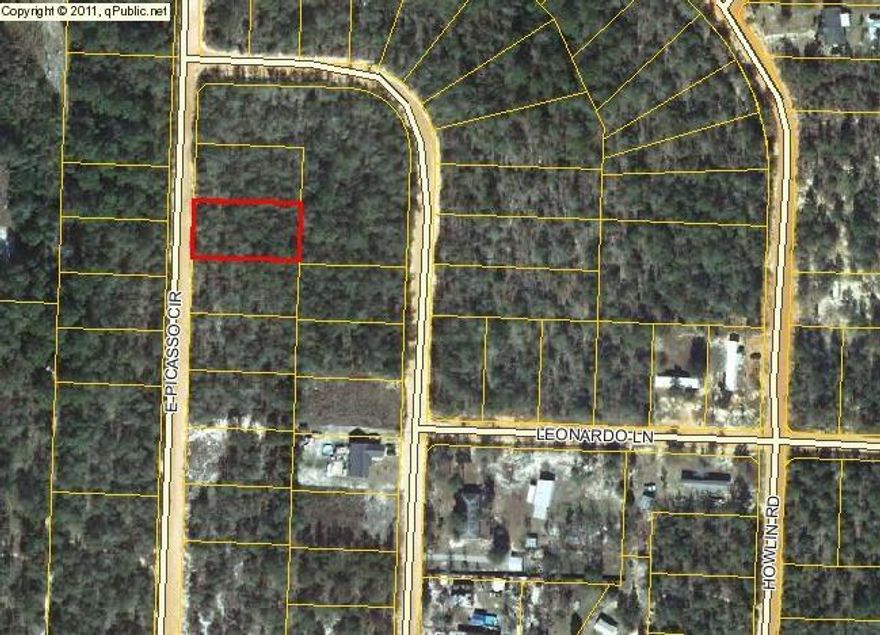 Incredible Price for this third of an acre level lot in fast growing Oakwood Lakes S/D. Suitable for a mobile home, or build your dream home. County maintained road. Water is available nearby but tap fee has not been paid.