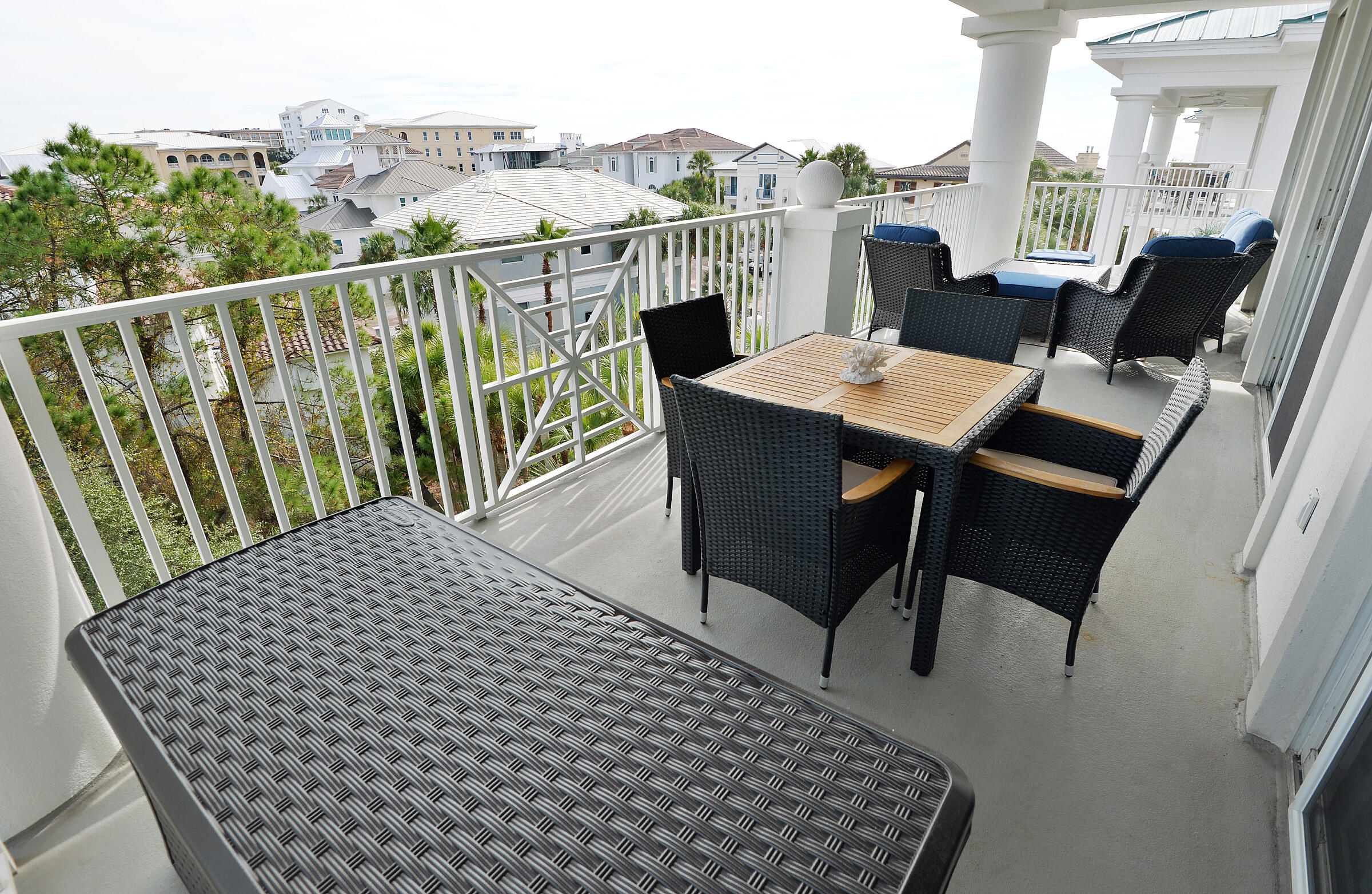 INN AT BLUE MOUNTAIN BEACH - Residential