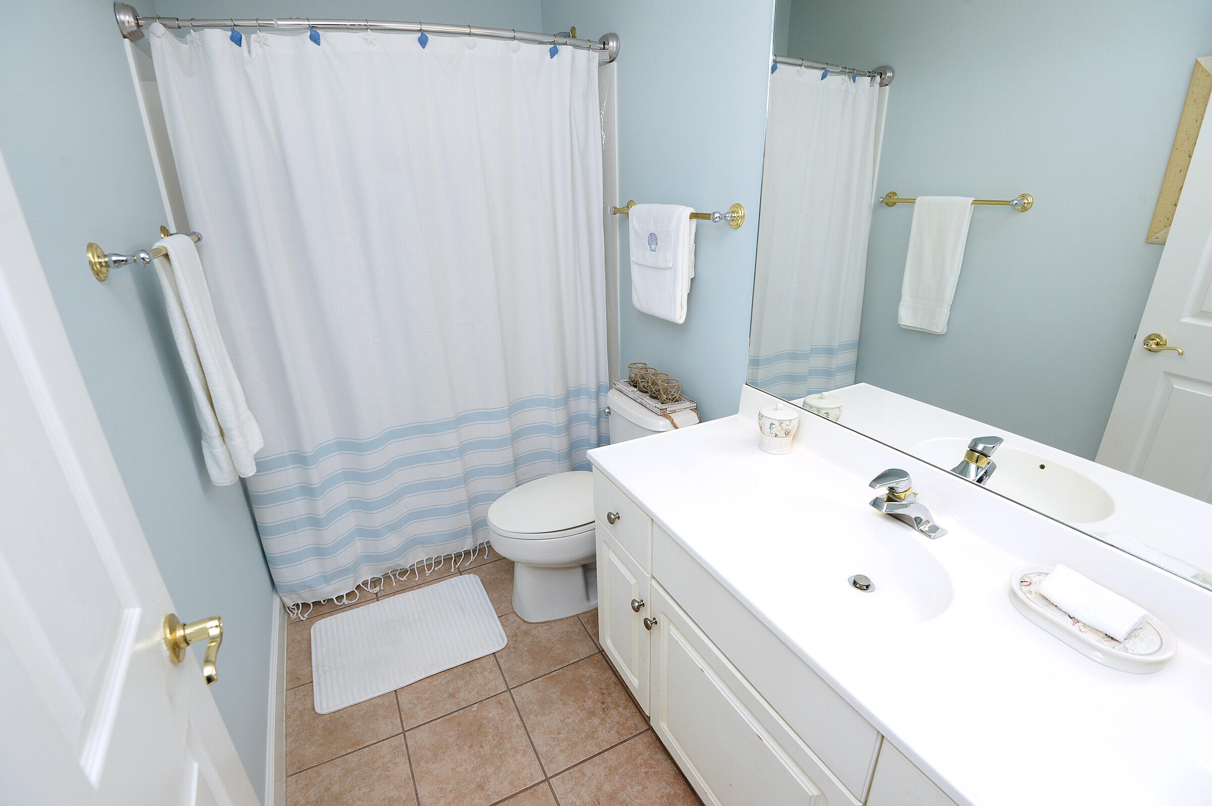 INN AT BLUE MOUNTAIN BEACH - Residential