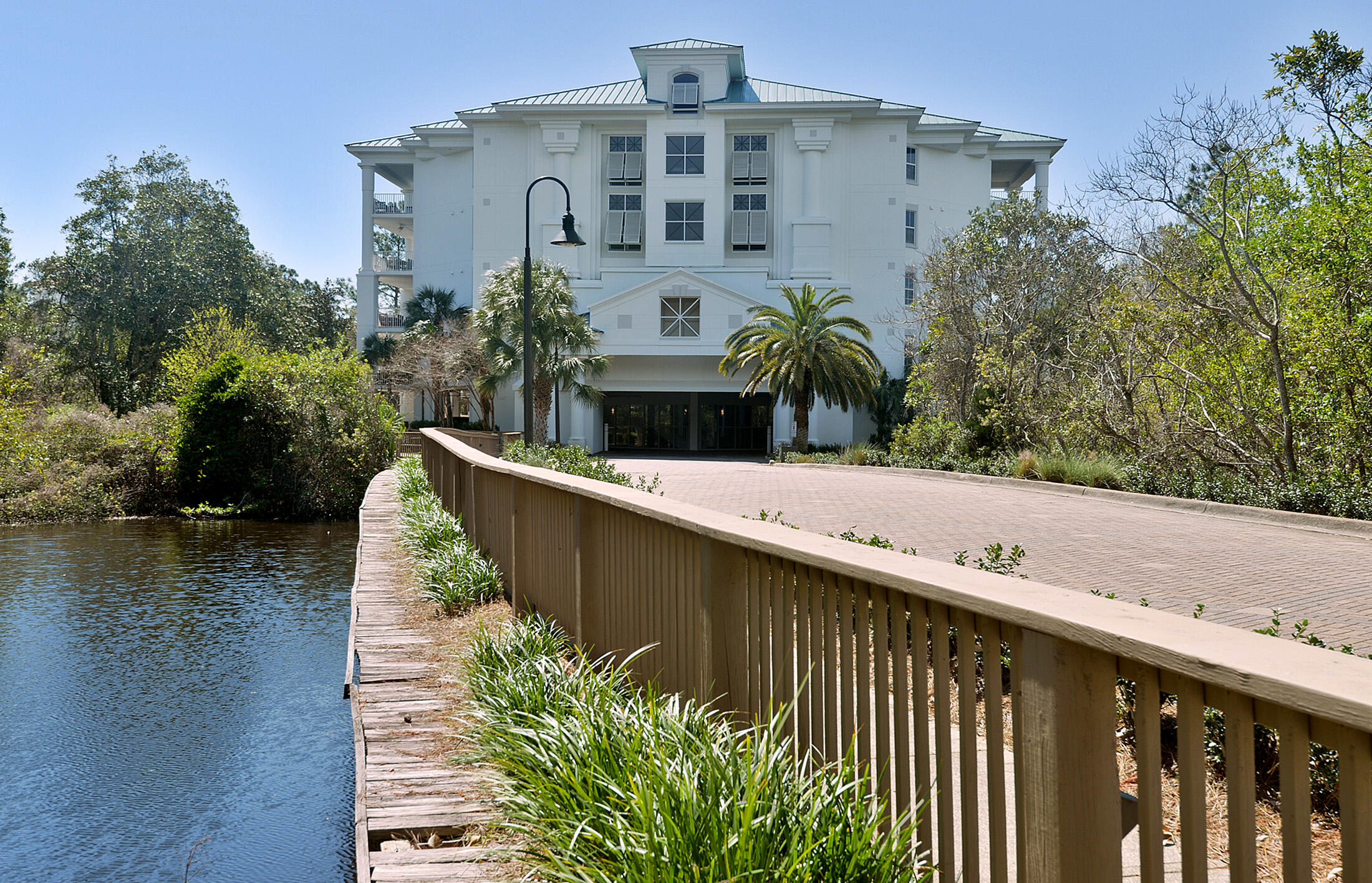INN AT BLUE MOUNTAIN BEACH - Residential