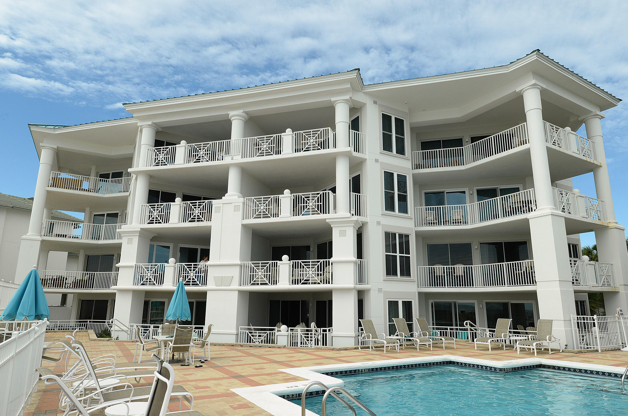 INN AT BLUE MOUNTAIN BEACH - Residential