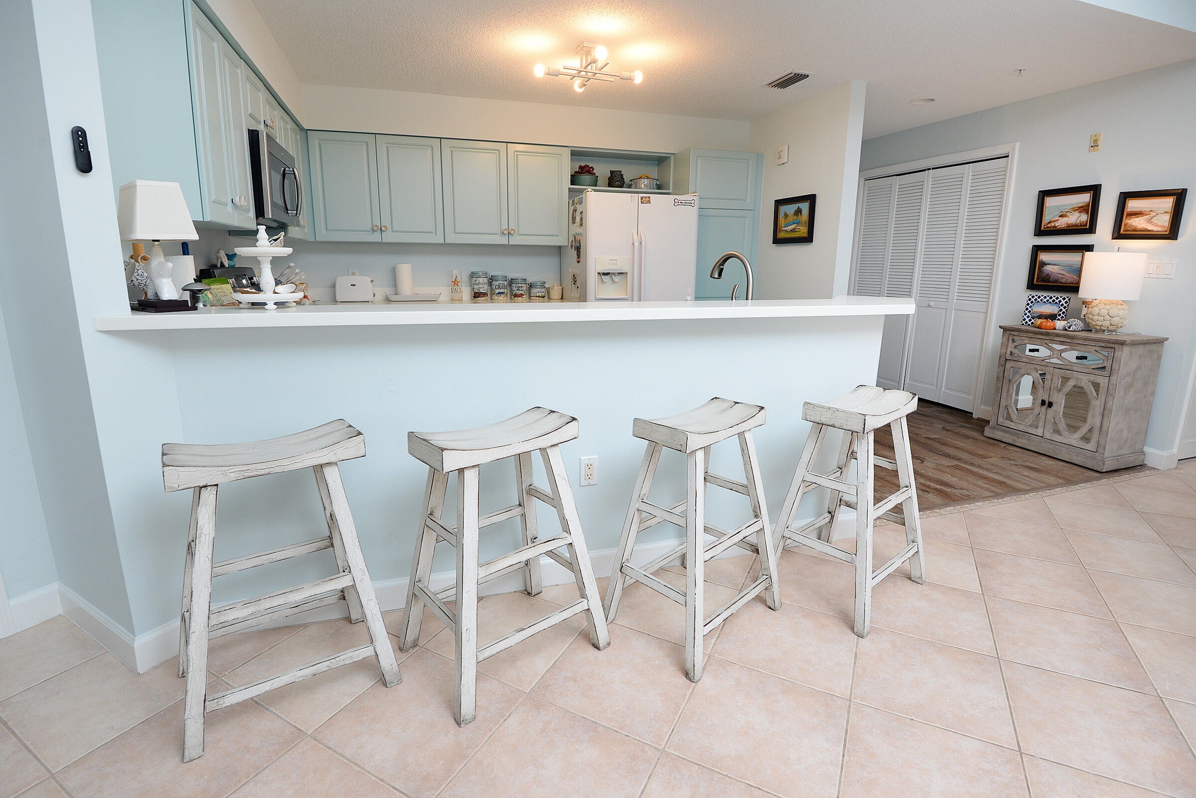 INN AT BLUE MOUNTAIN BEACH - Residential