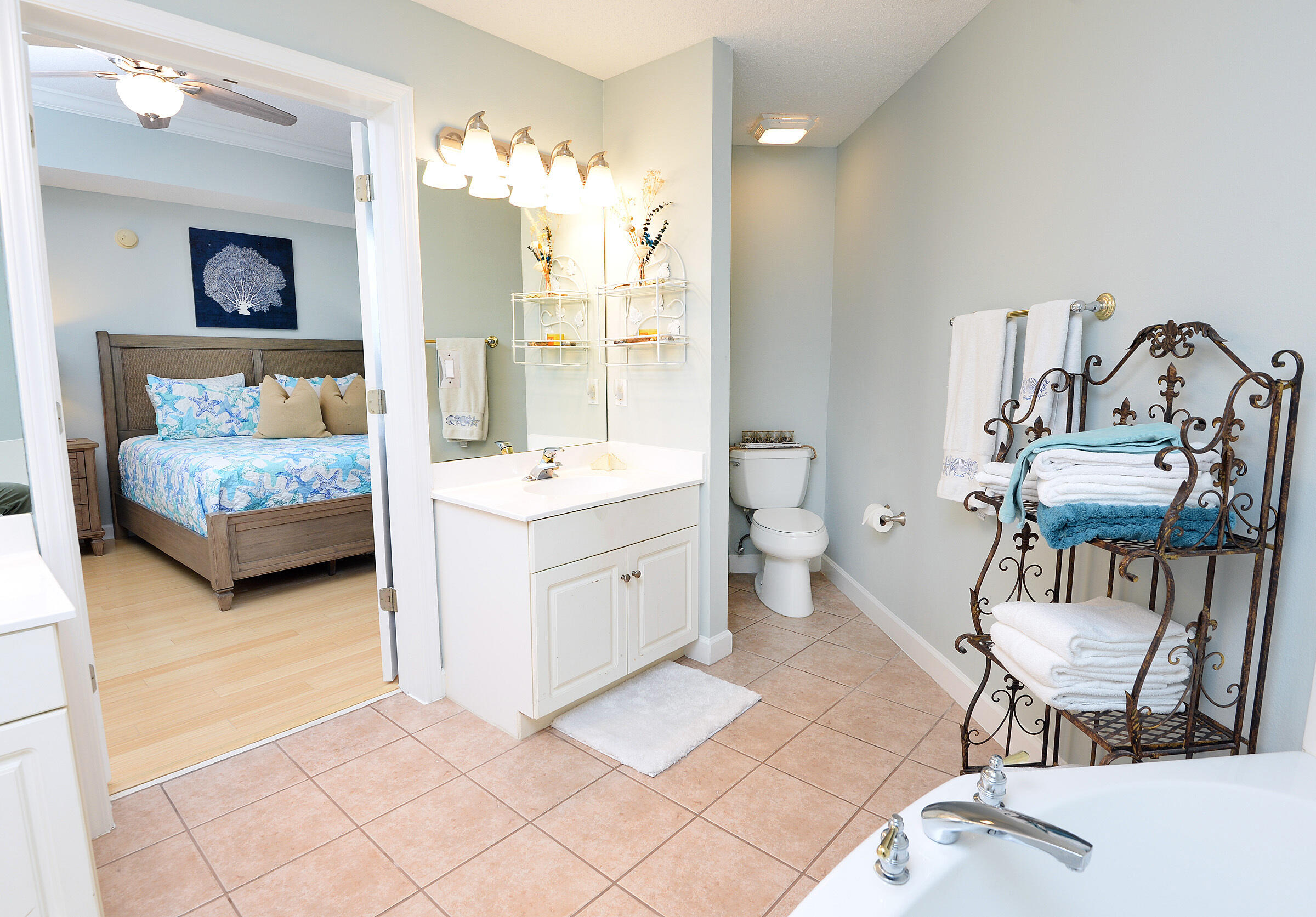 INN AT BLUE MOUNTAIN BEACH - Residential