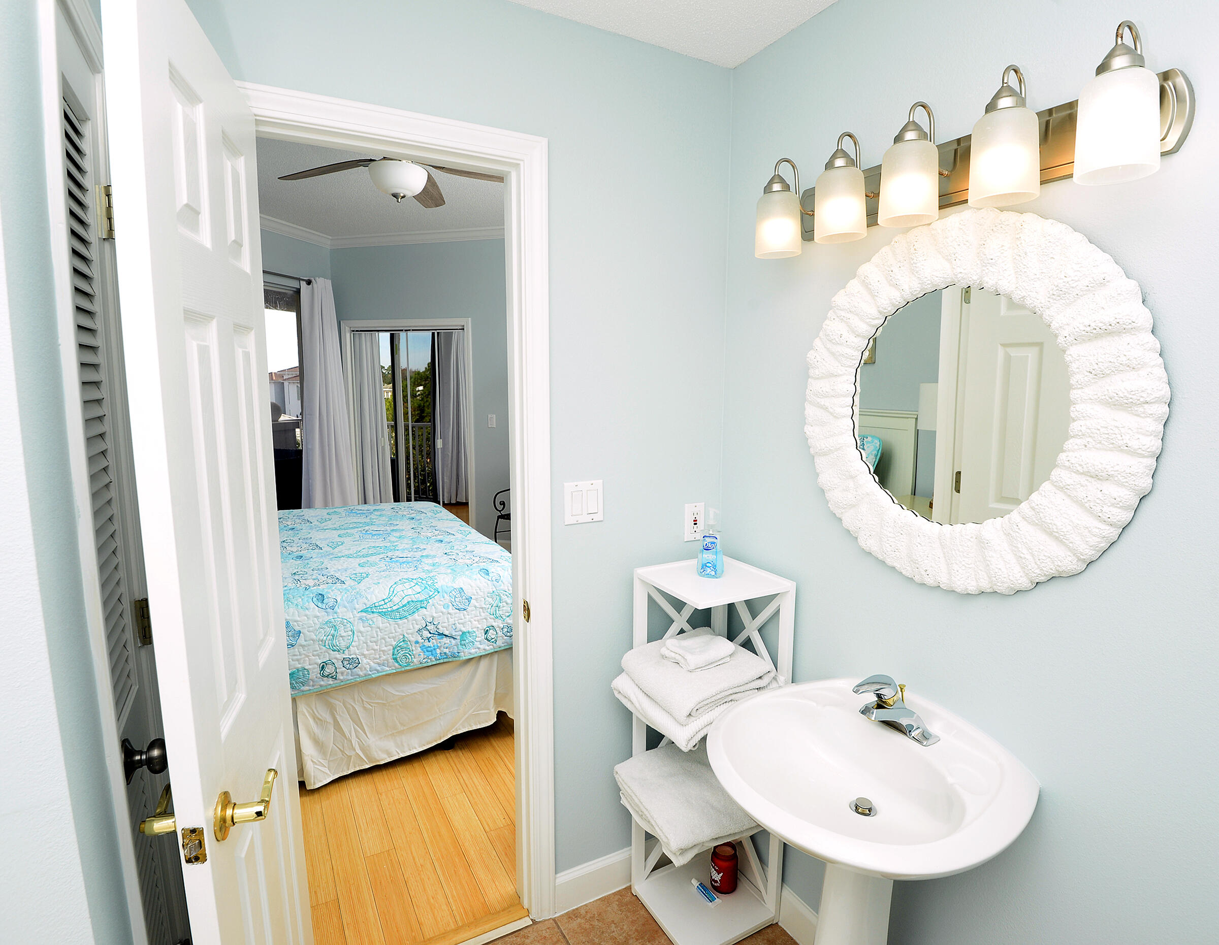 INN AT BLUE MOUNTAIN BEACH - Residential