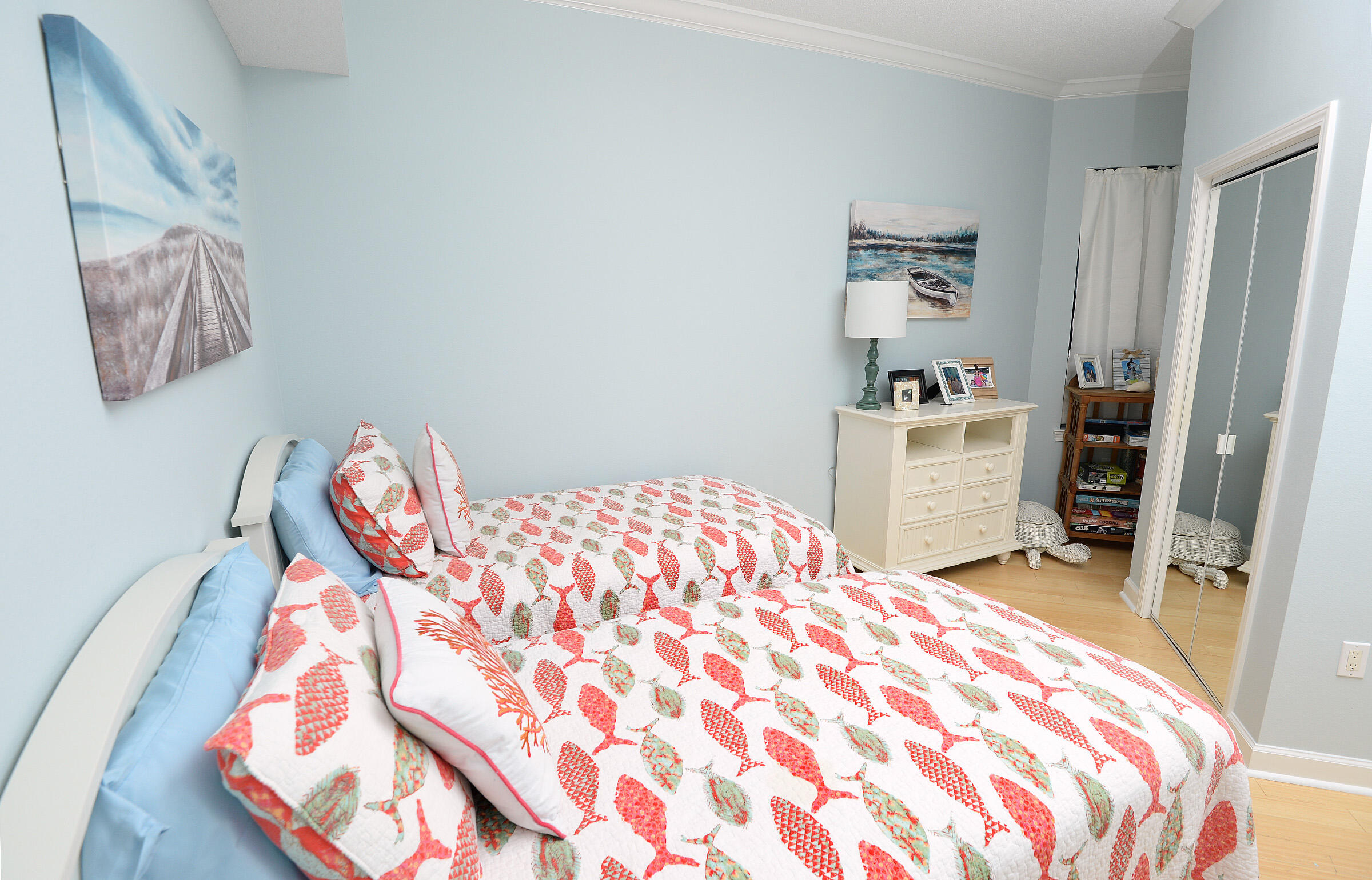 INN AT BLUE MOUNTAIN BEACH - Residential