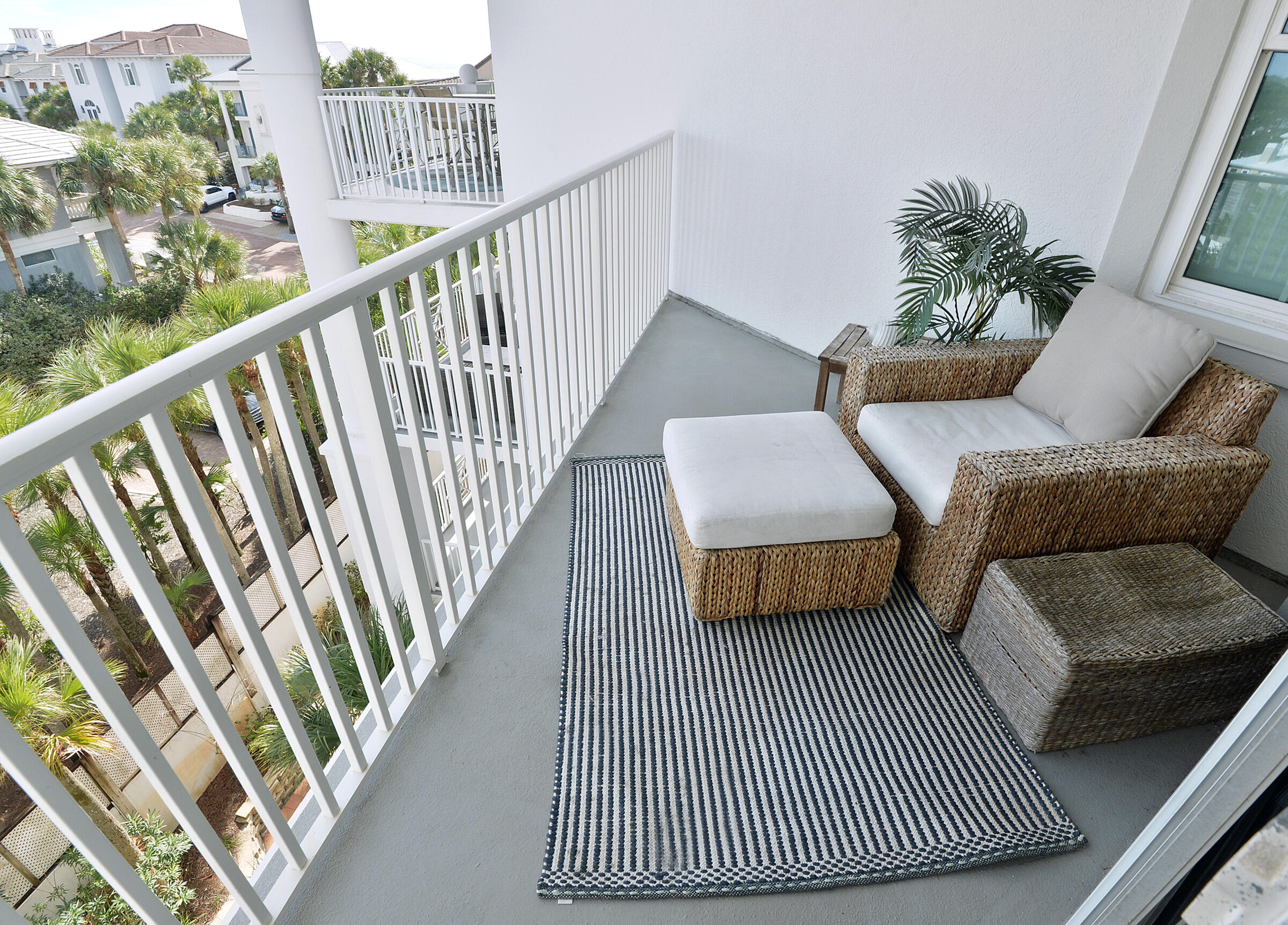 INN AT BLUE MOUNTAIN BEACH - Residential