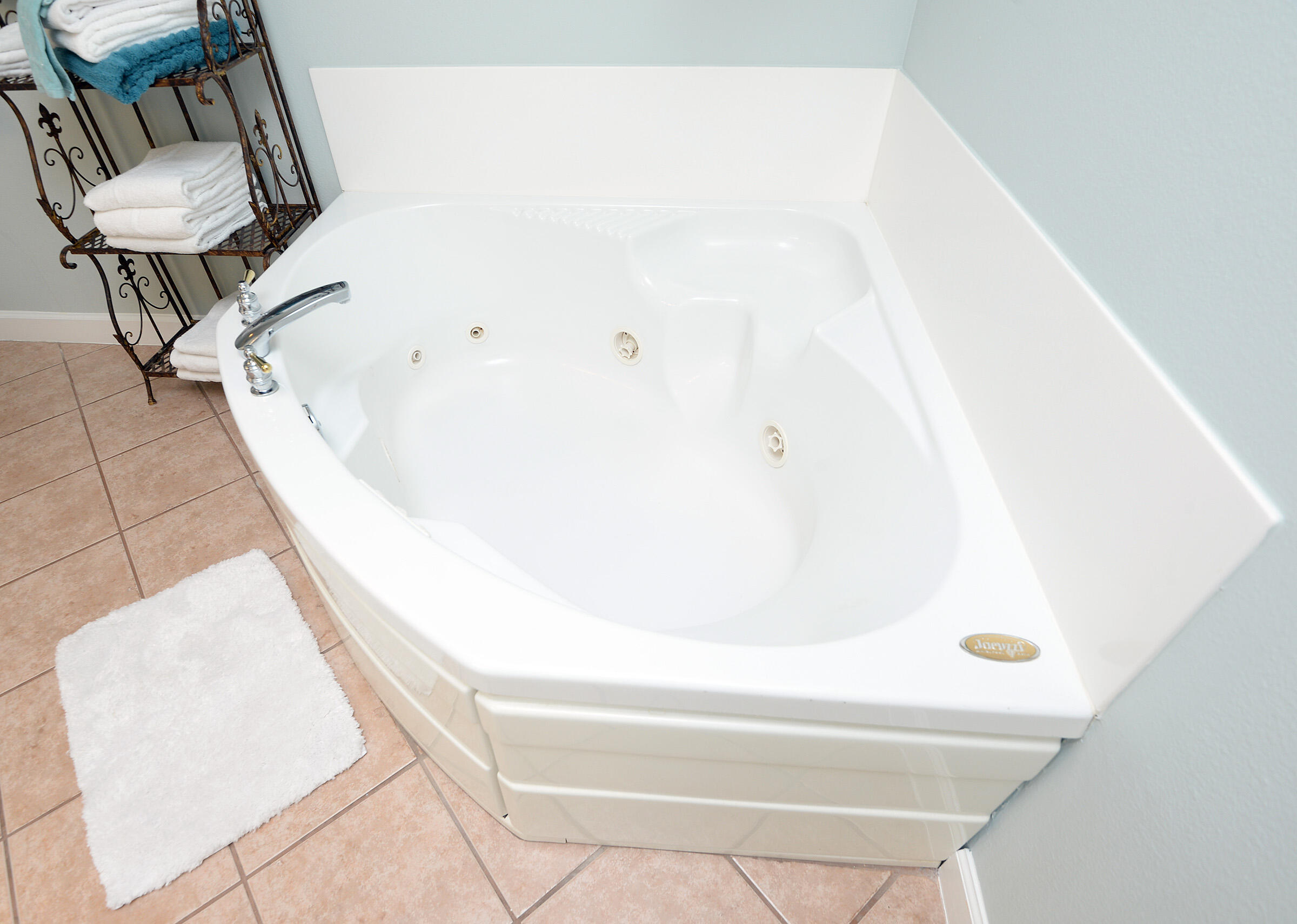 INN AT BLUE MOUNTAIN BEACH - Residential