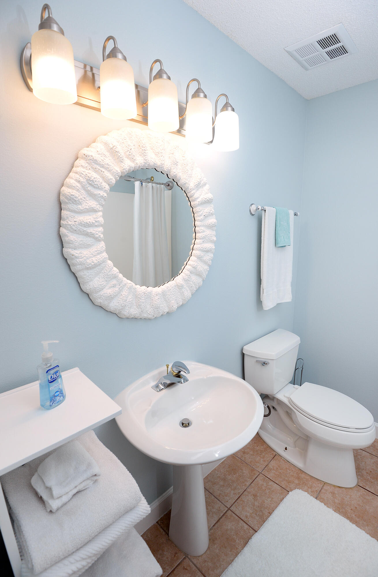 INN AT BLUE MOUNTAIN BEACH - Residential