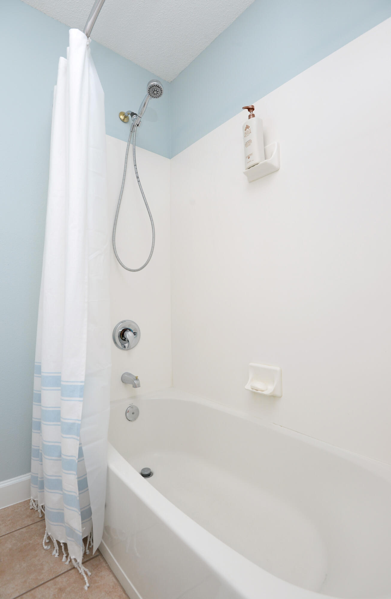 INN AT BLUE MOUNTAIN BEACH - Residential