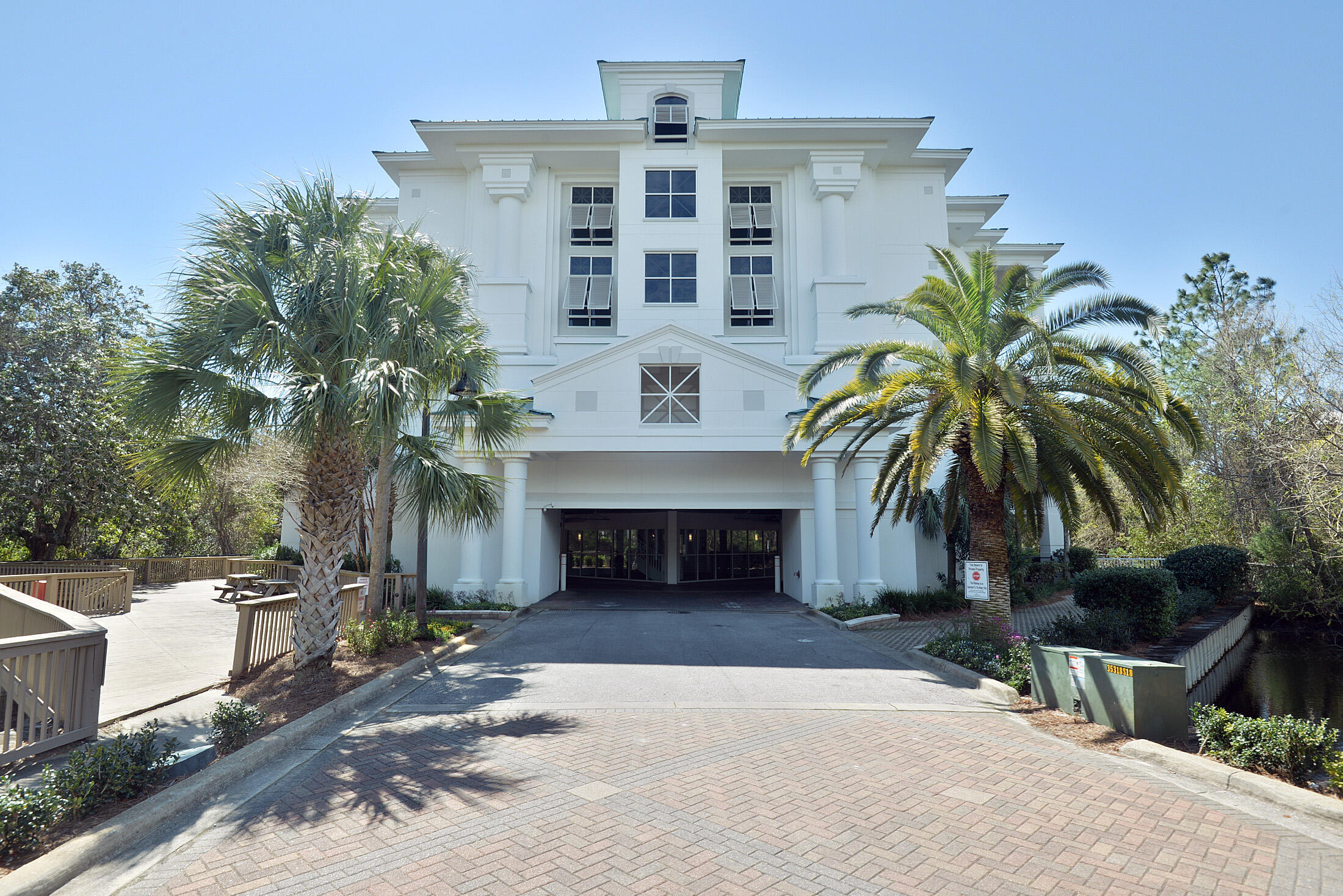 INN AT BLUE MOUNTAIN BEACH - Residential