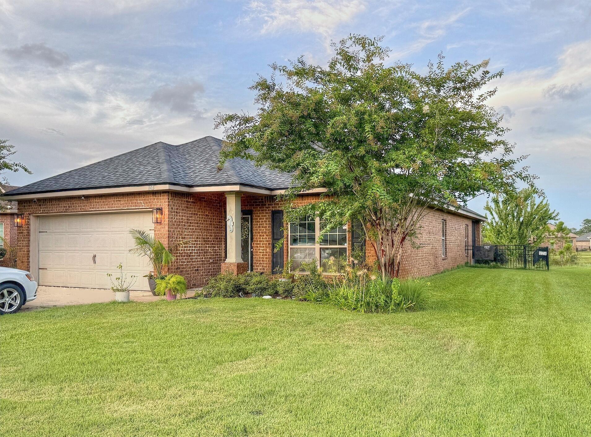 Located in Driftwood Estates, a well sought after neighborhood with an almost 80' community pool, this home is located on a body of water, stocked with bass, in the back fenced yard, and faces a lake in the front. Recently a new roof was installed, plus new kitchen cabinets and quartz countertops, new countertops in both bathrooms, and fresh paint. Centrally positioned between Destin and 30A; with white sand beaches, music venues, shopping and restaurants close by.