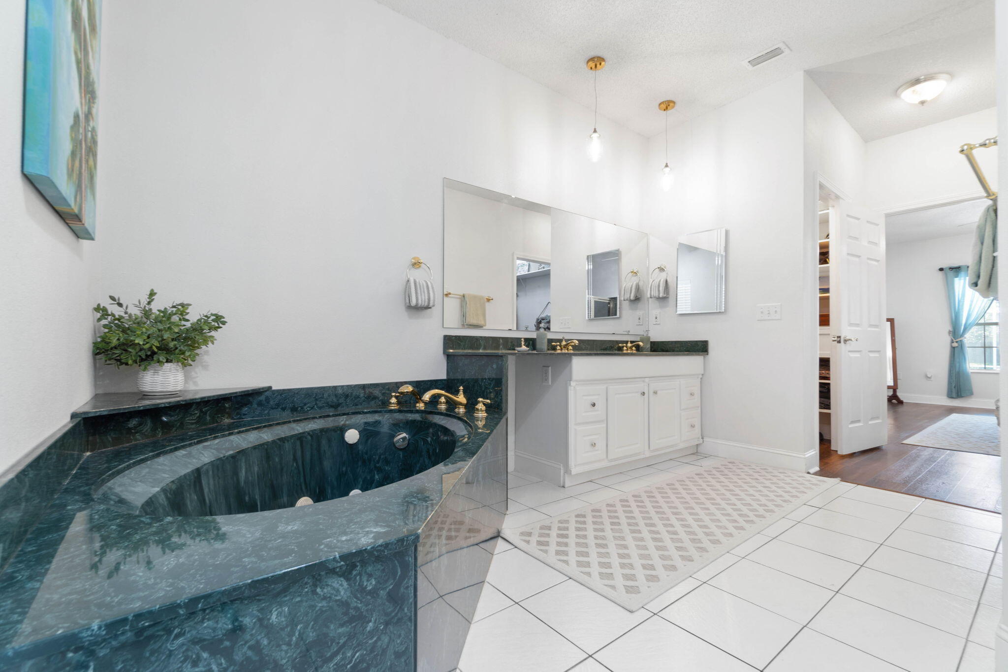 RAINTREE ESTATES - Residential