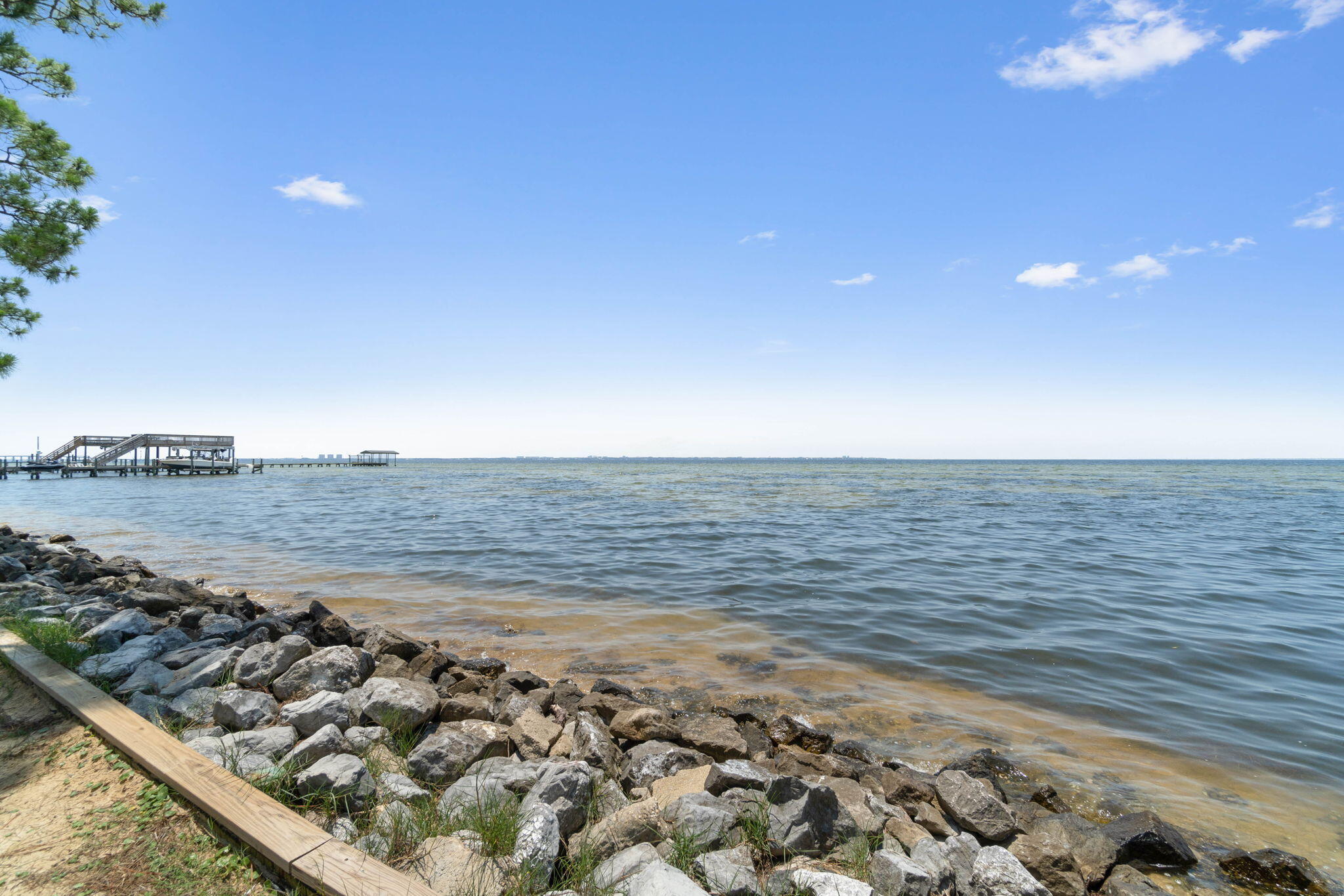 RAINTREE ESTATES - Residential