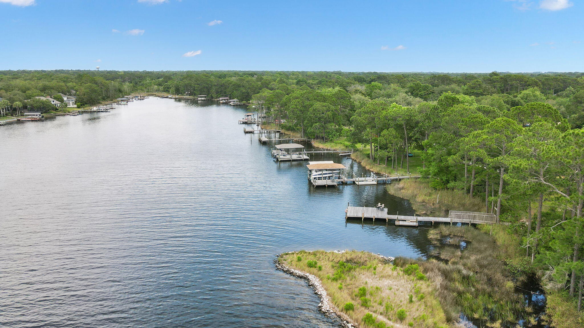 RAINTREE ESTATES - Residential