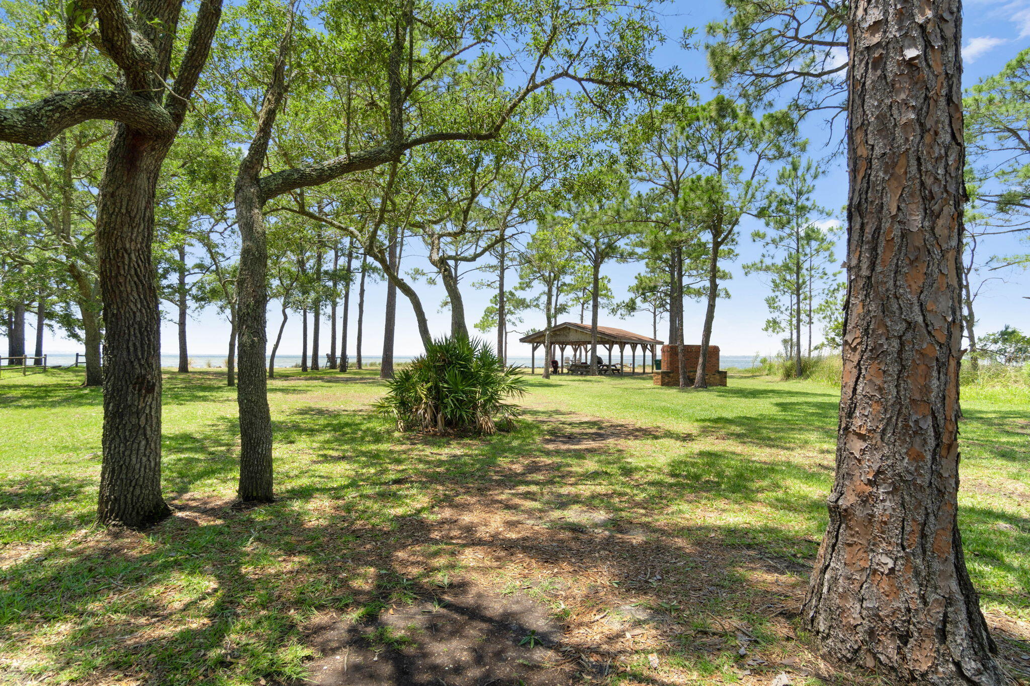 RAINTREE ESTATES - Residential