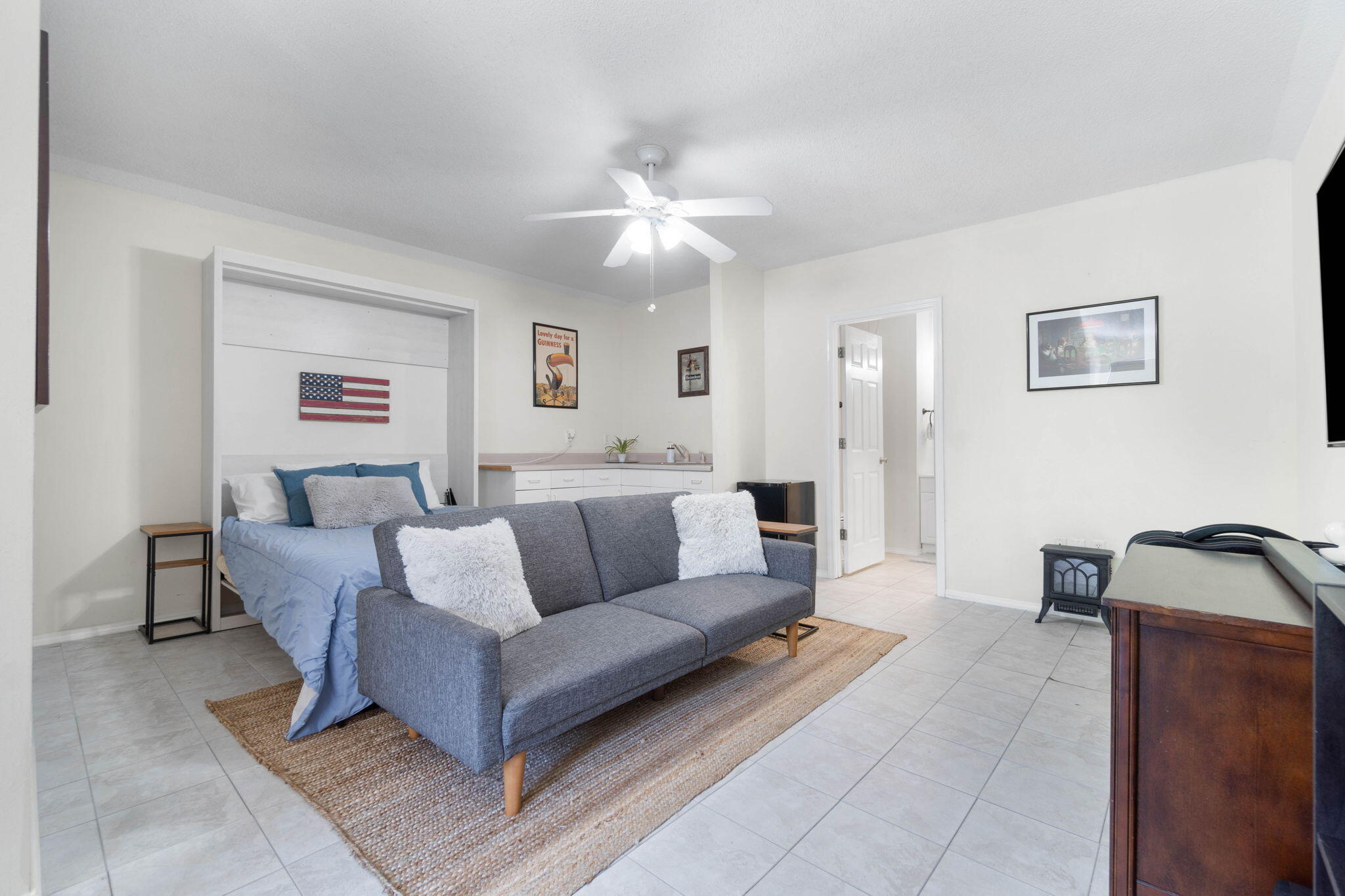 RAINTREE ESTATES - Residential