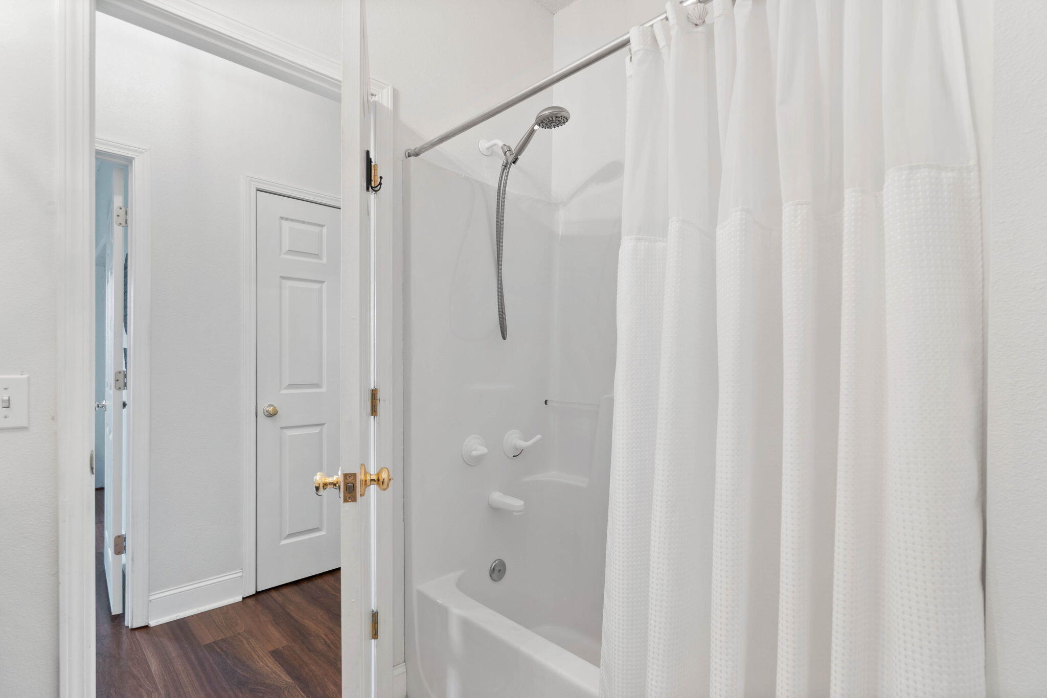 RAINTREE ESTATES - Residential