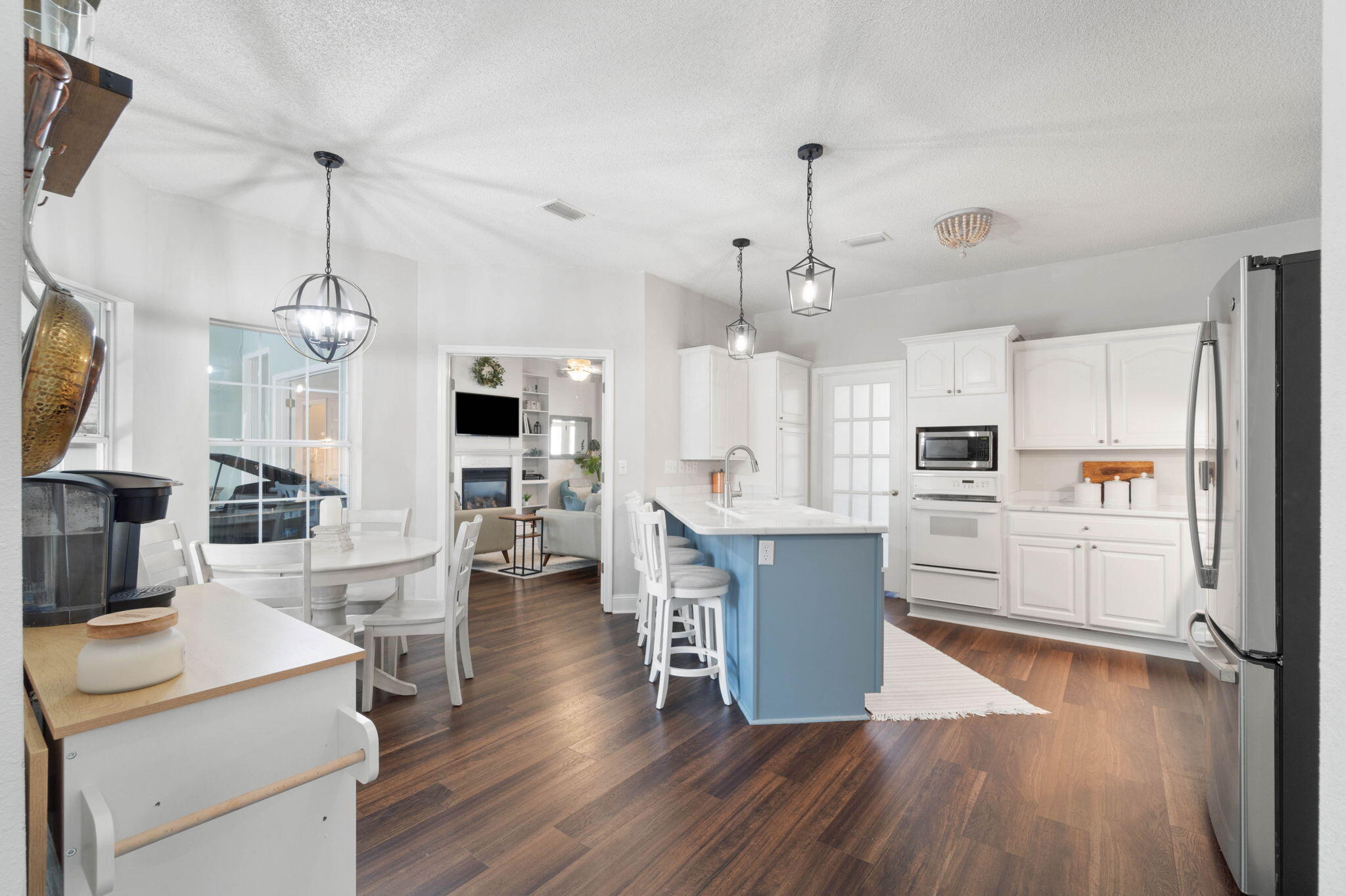 RAINTREE ESTATES - Residential