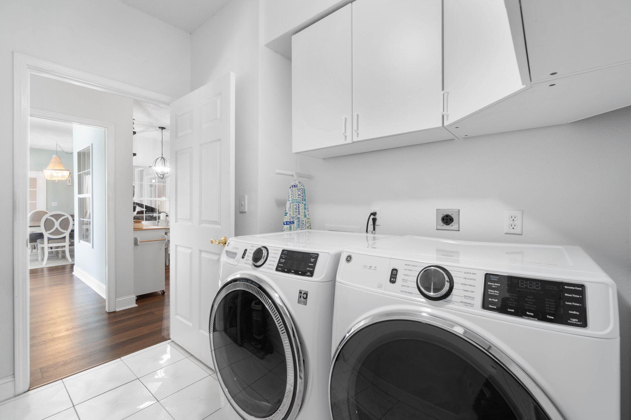 RAINTREE ESTATES - Residential