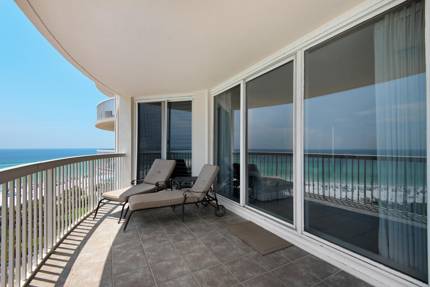 ST. MAARTEN AT SILVER SHELLS - Residential