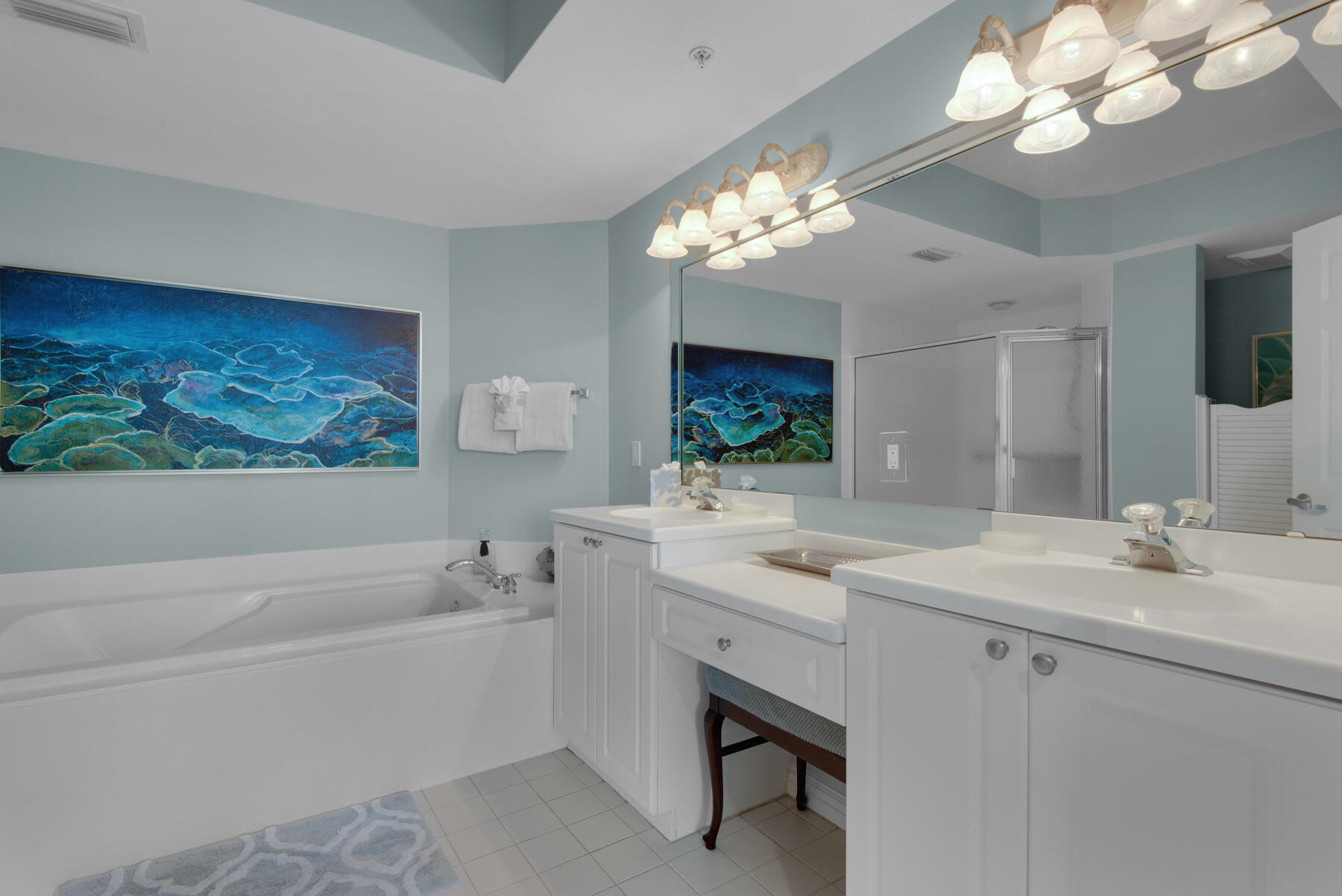 ST. MAARTEN AT SILVER SHELLS - Residential