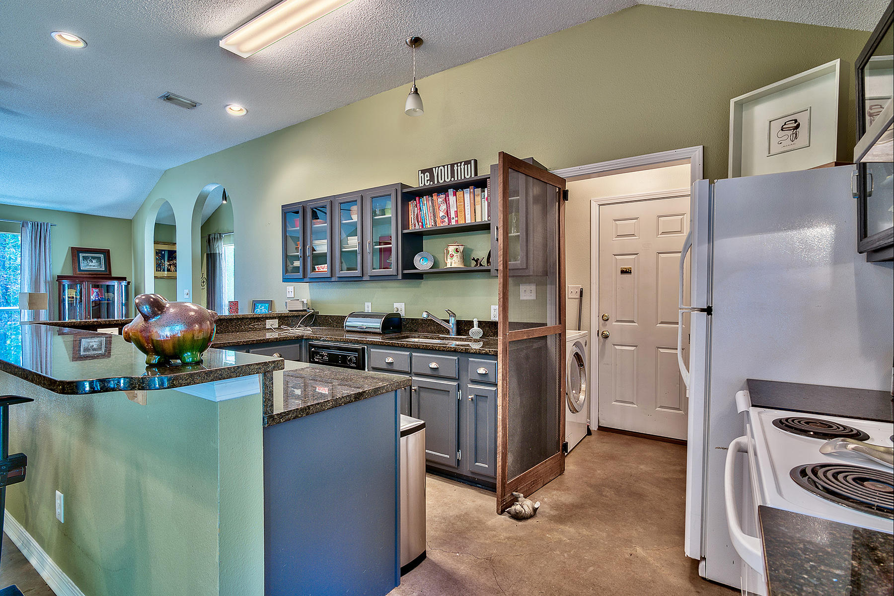 PINE GARDEN UNREC - Residential