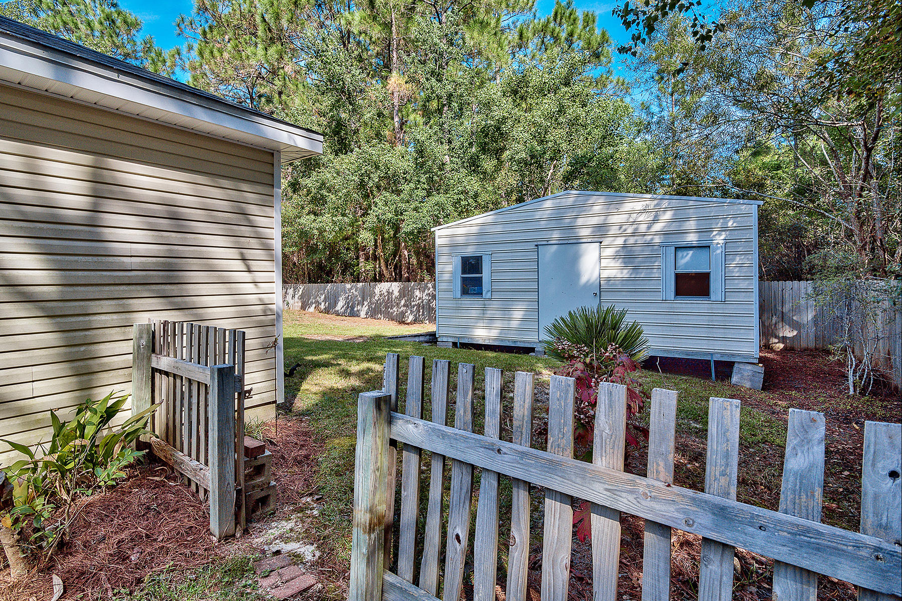 PINE GARDEN UNREC - Residential