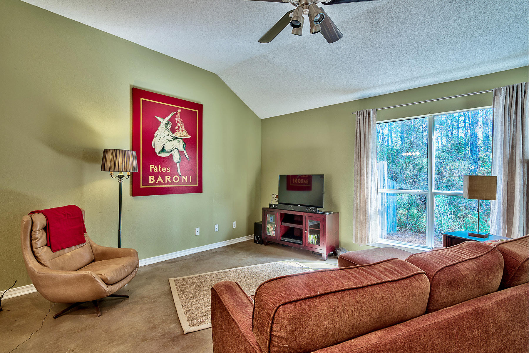 PINE GARDEN UNREC - Residential