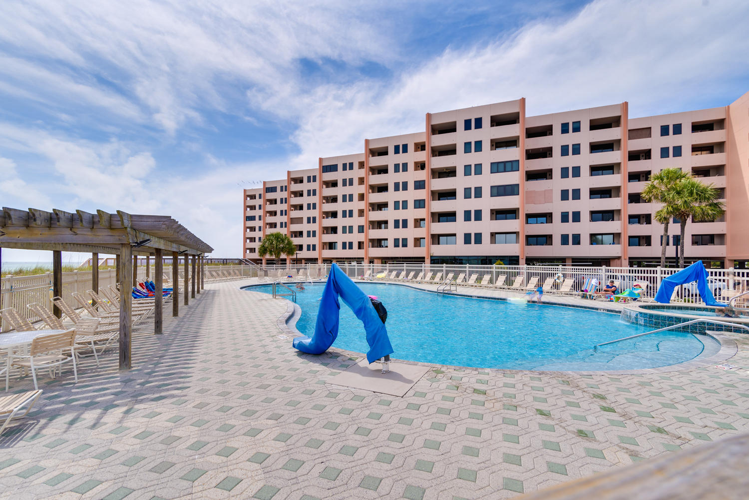 Jetty East Condominium - Residential