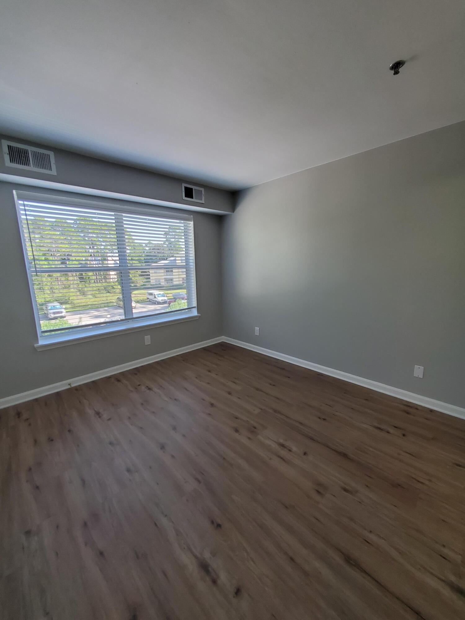 POINTE OF VIEW CONDO - Residential Lease