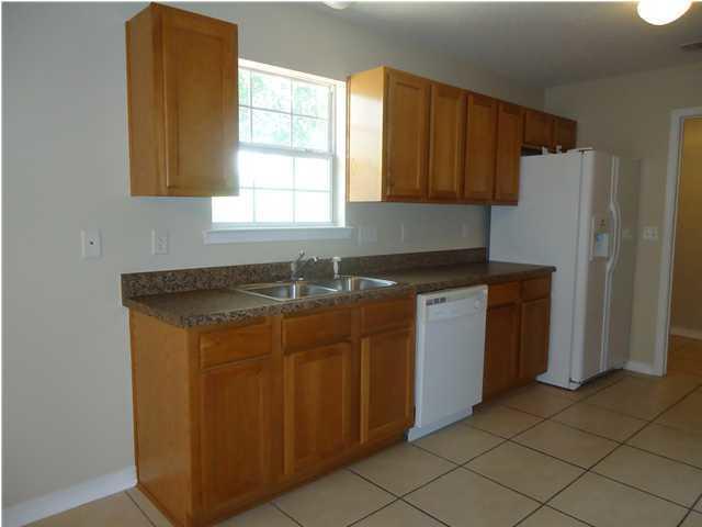 MORRIS ADDN TO CRESTVIEW - Residential Lease
