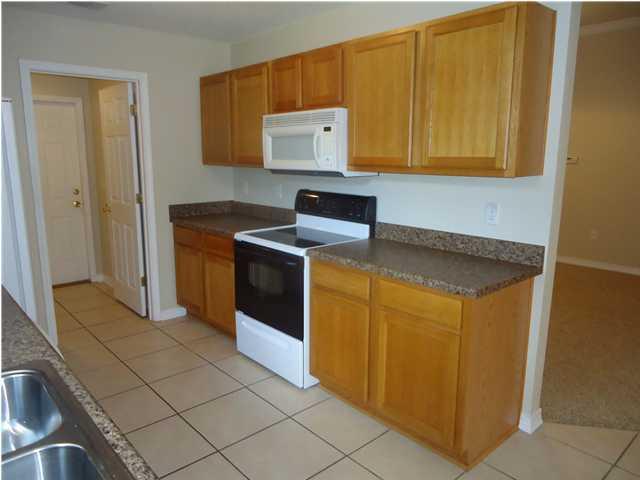 MORRIS ADDN TO CRESTVIEW - Residential Lease