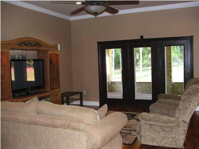 LAKE ARTHUR ESTATES - Residential