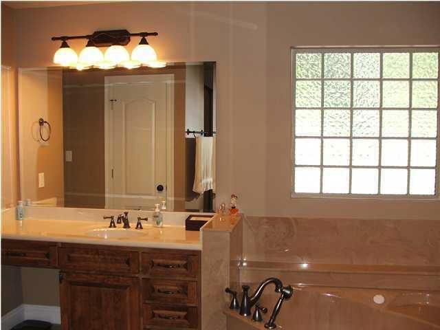 LAKE ARTHUR ESTATES - Residential