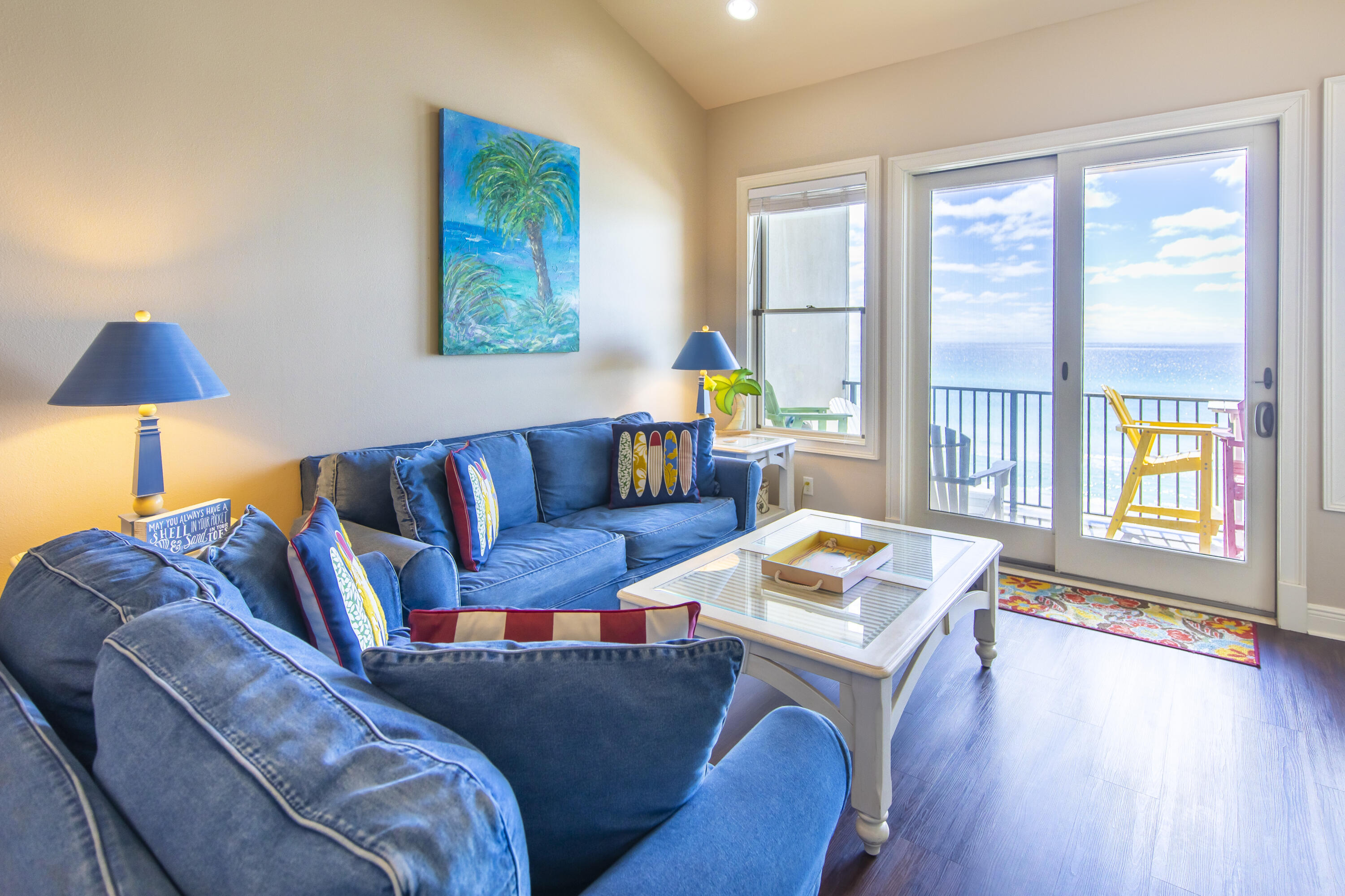 JOURNEYS END CONDO - Residential