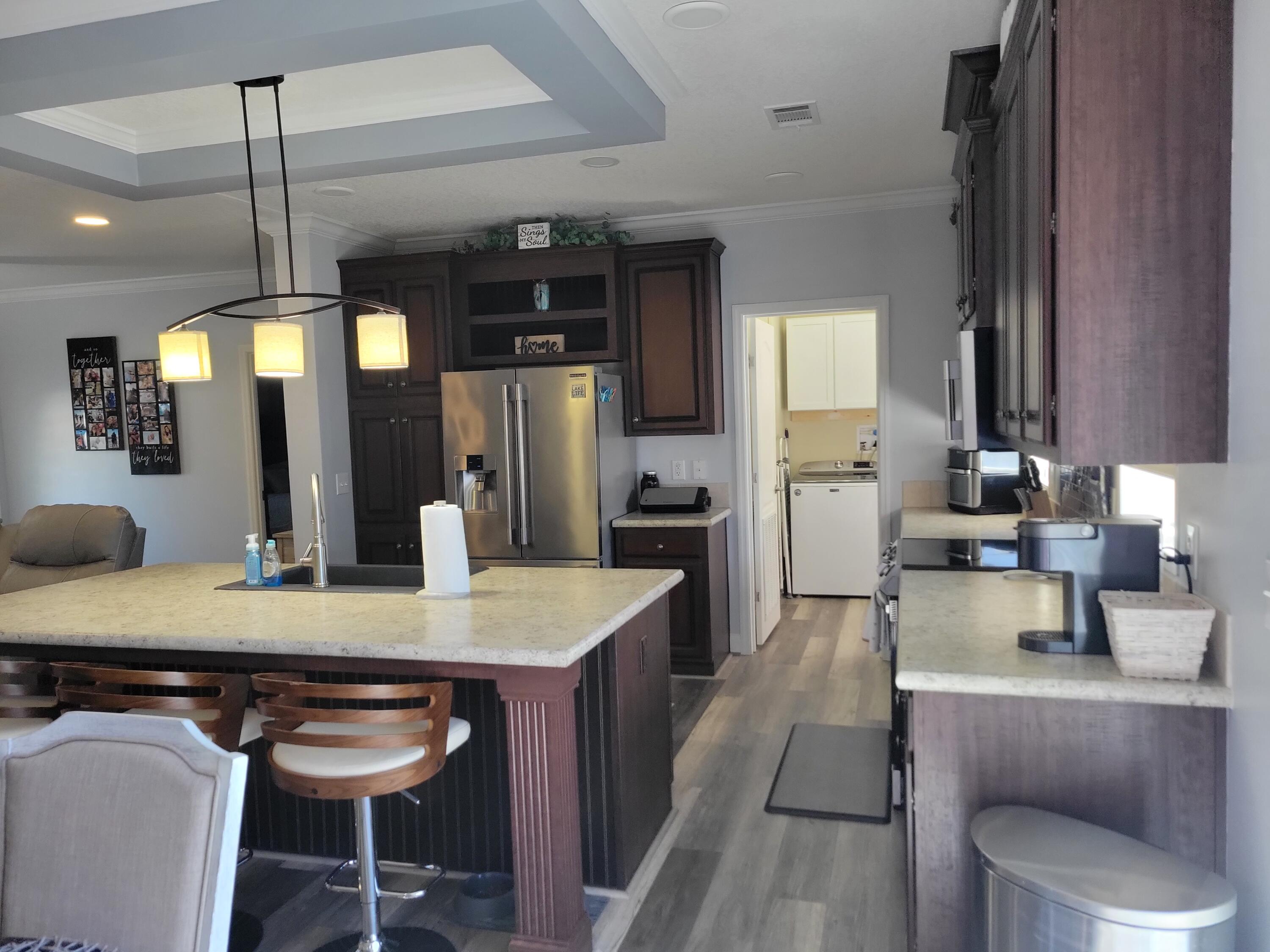 PARADISE ISLAND - Residential