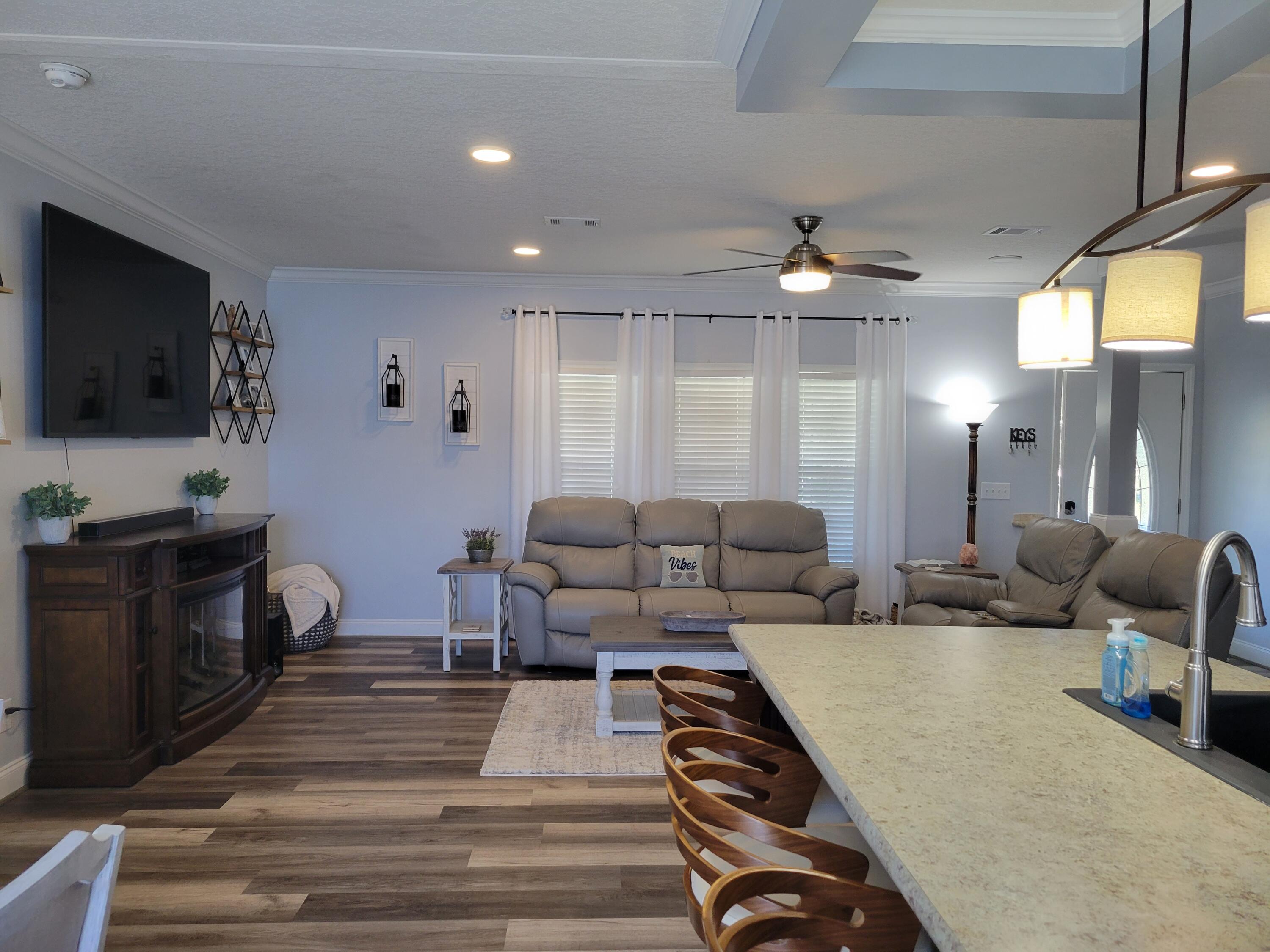 PARADISE ISLAND - Residential