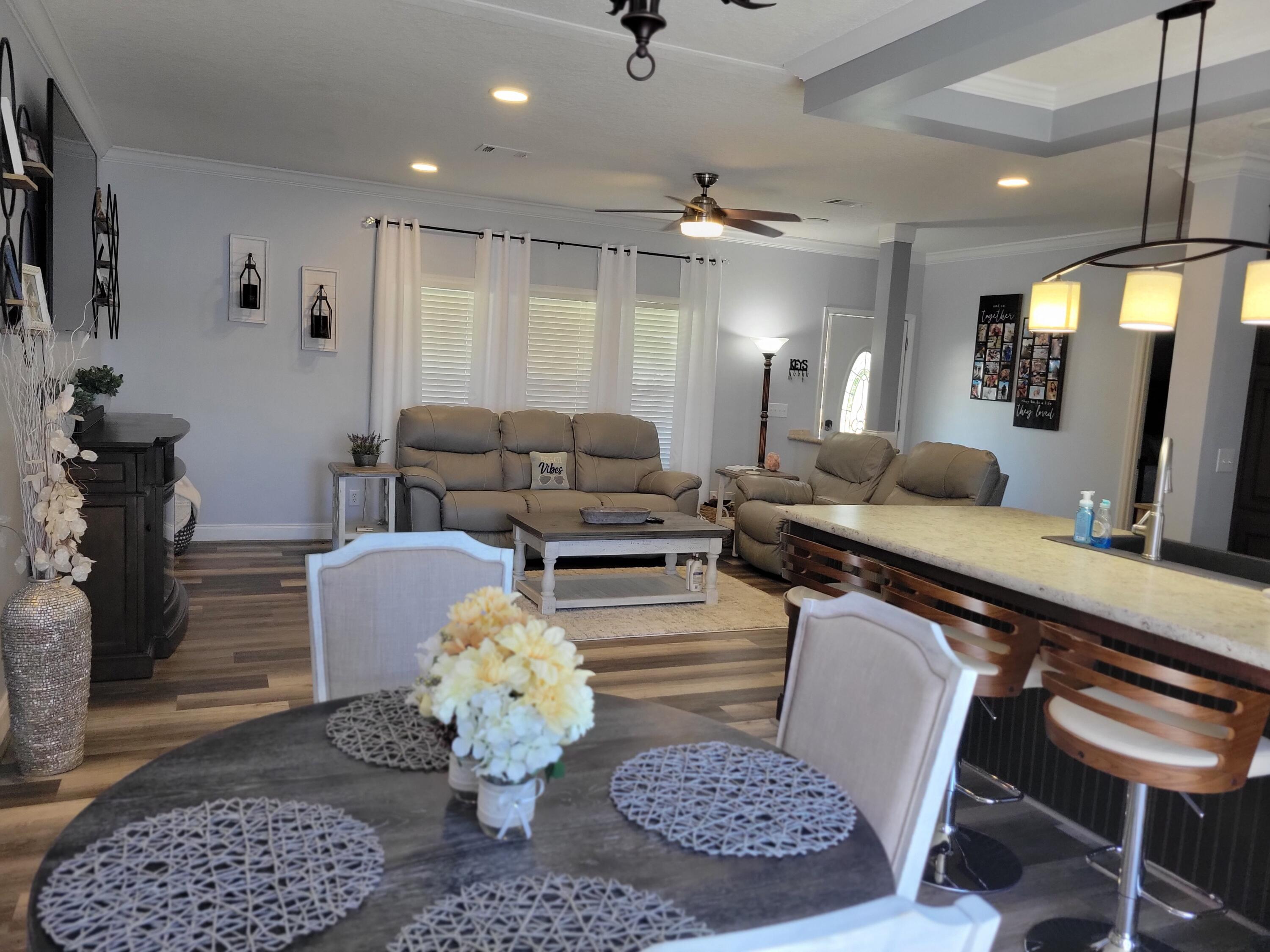 PARADISE ISLAND - Residential