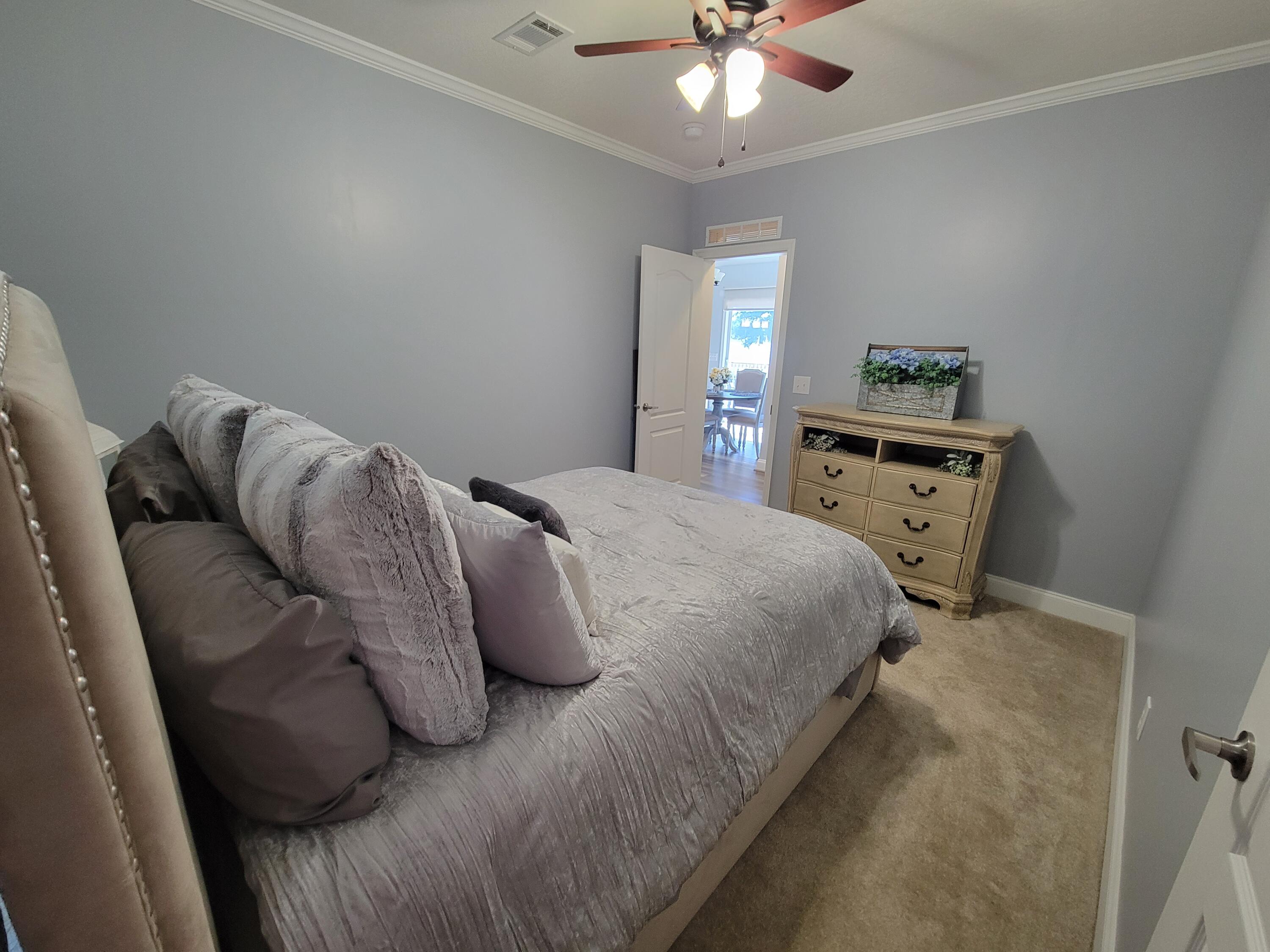 PARADISE ISLAND - Residential