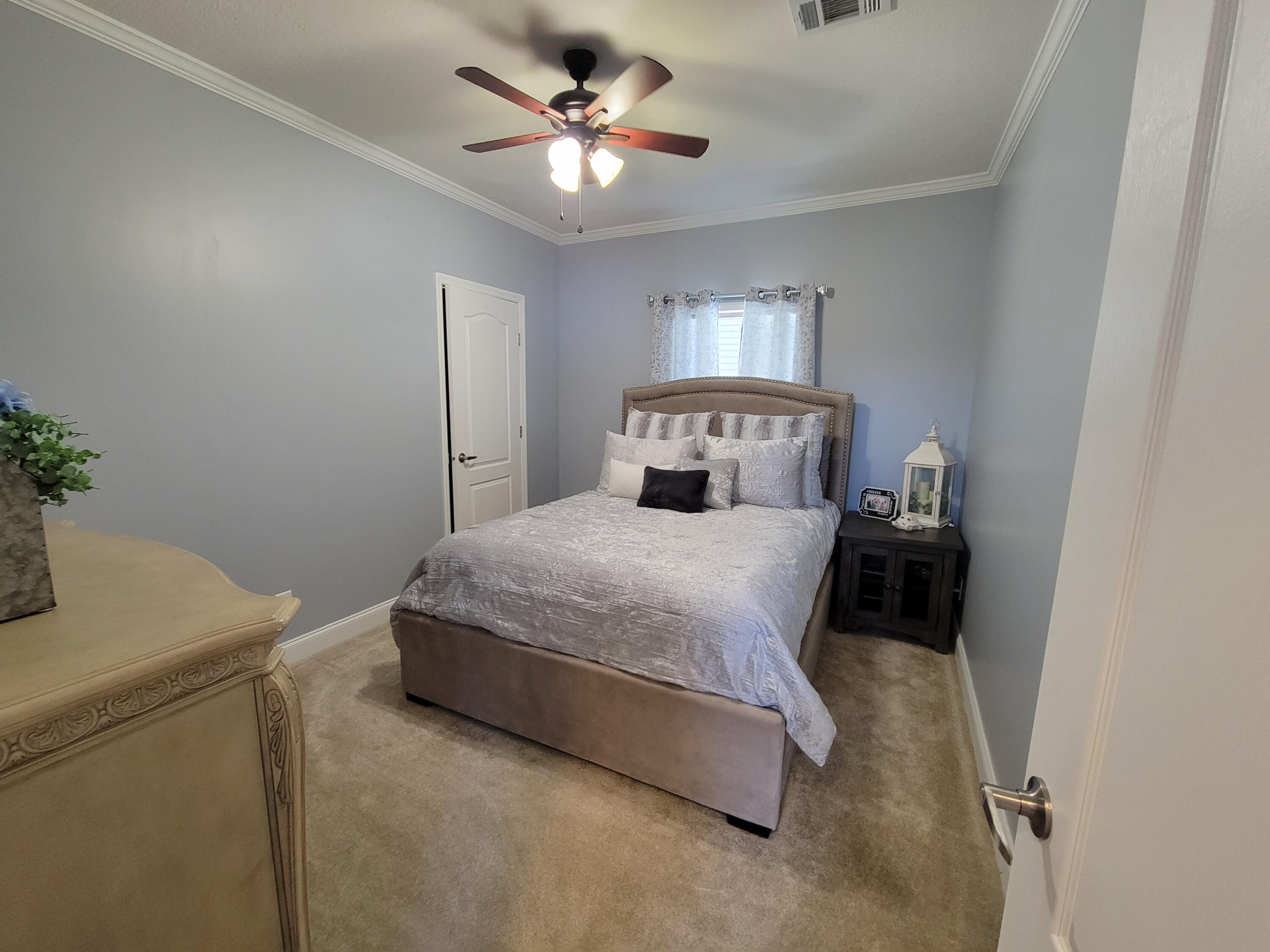 PARADISE ISLAND - Residential