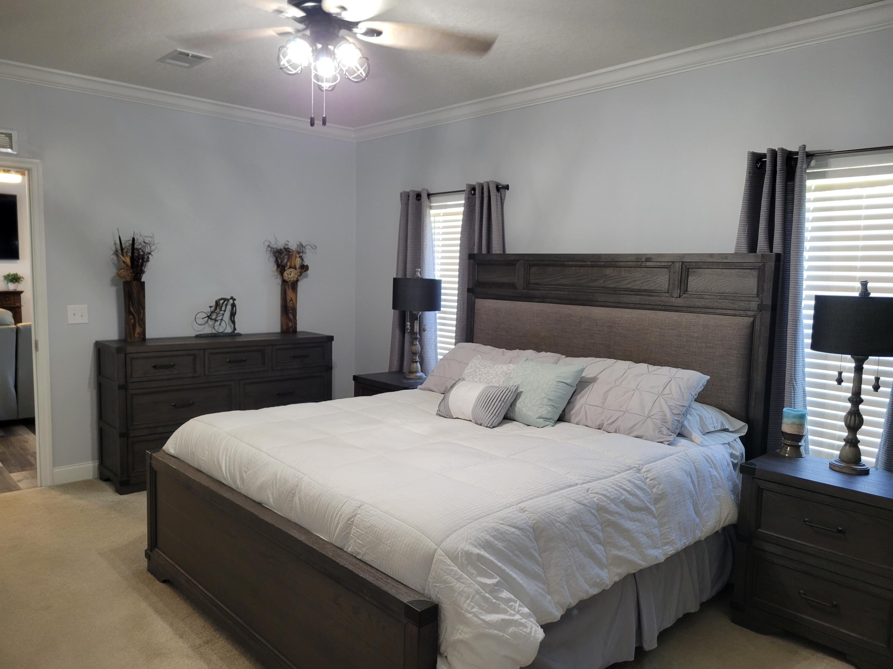 PARADISE ISLAND - Residential