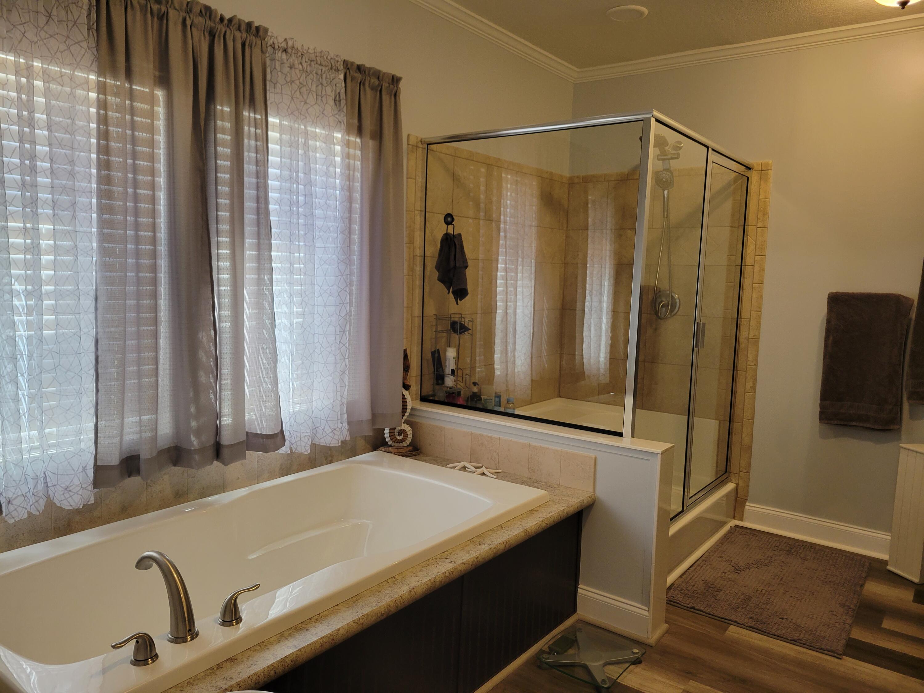 PARADISE ISLAND - Residential