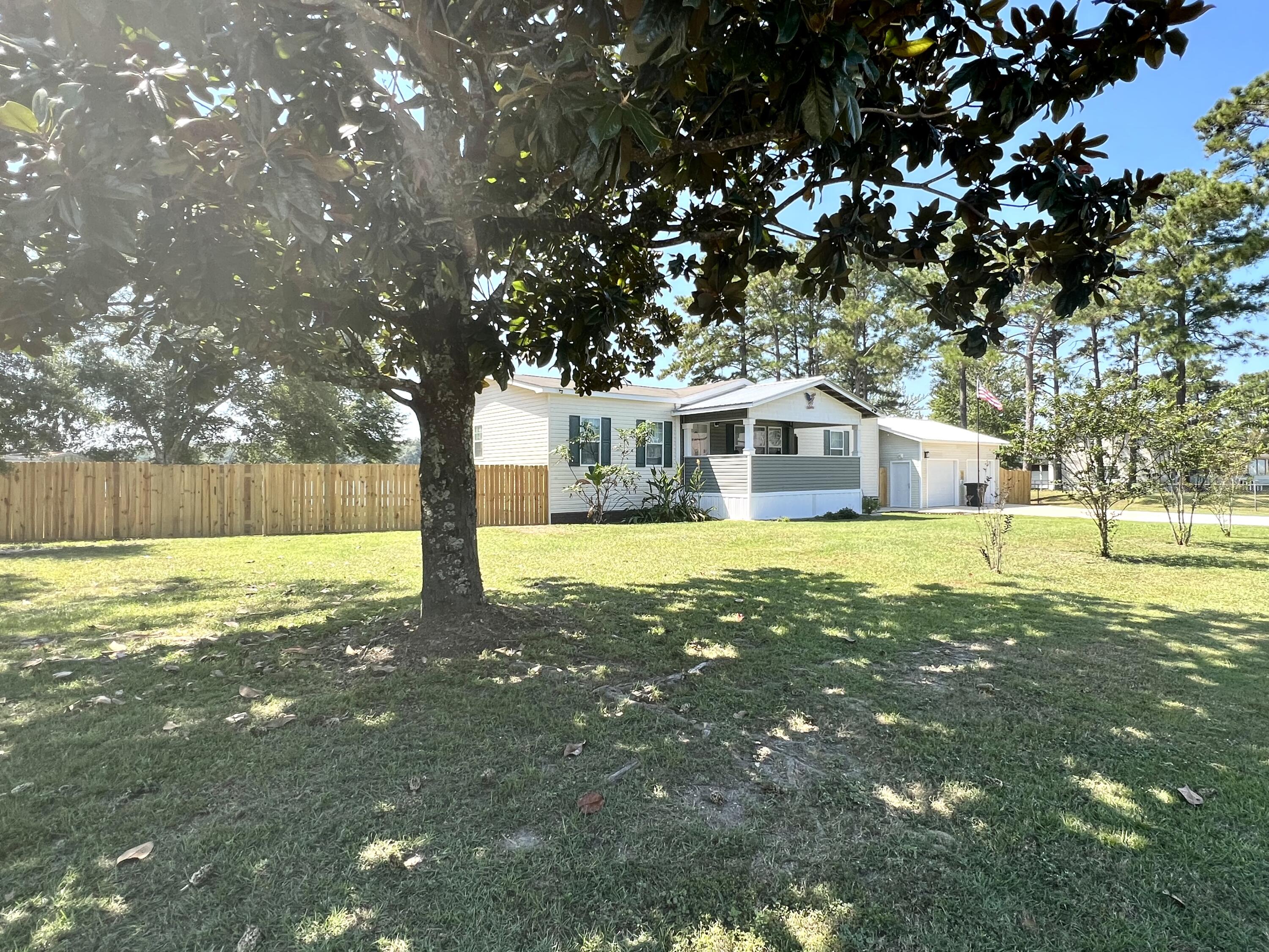 PARADISE ISLAND - Residential