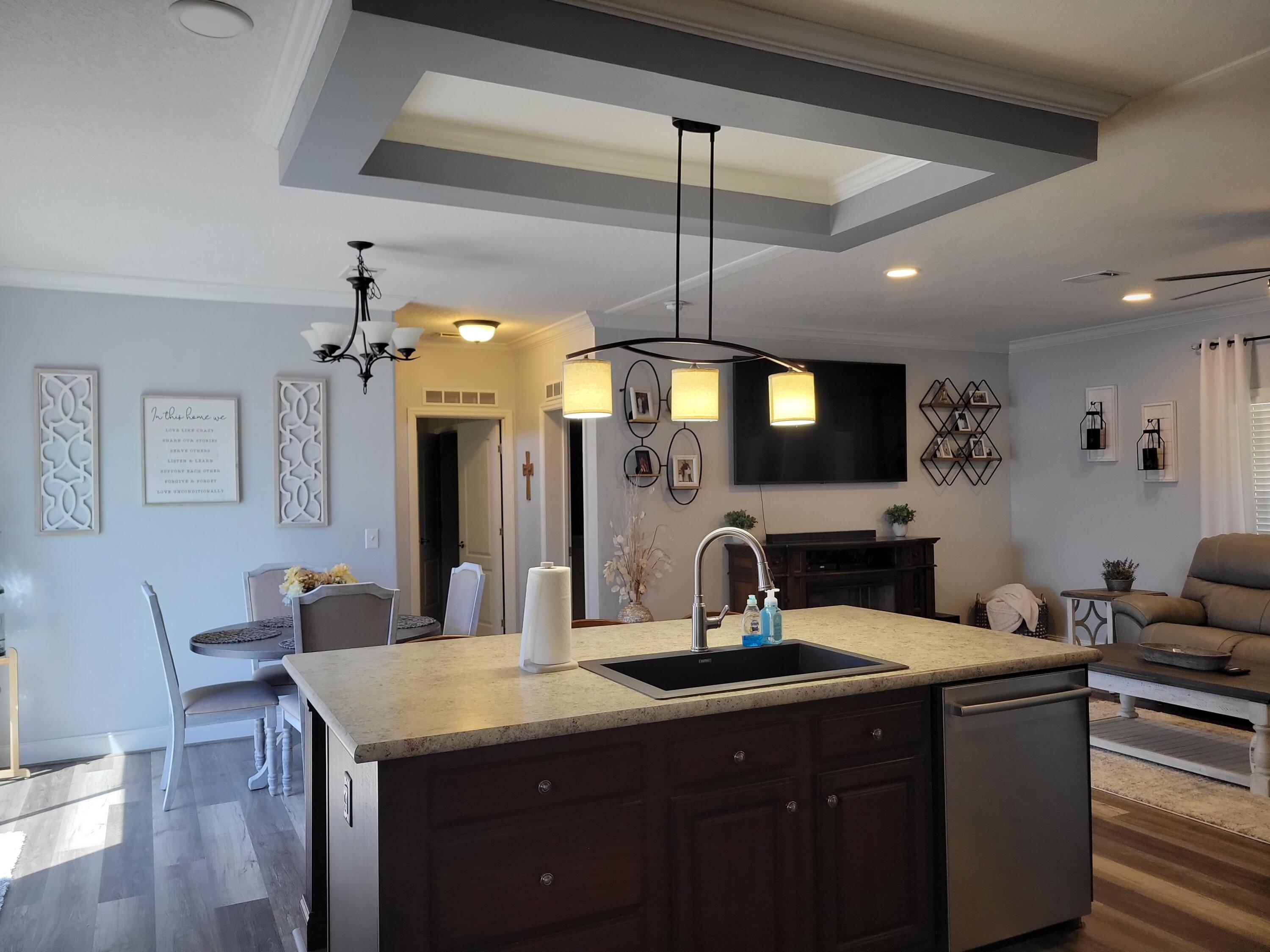 PARADISE ISLAND - Residential