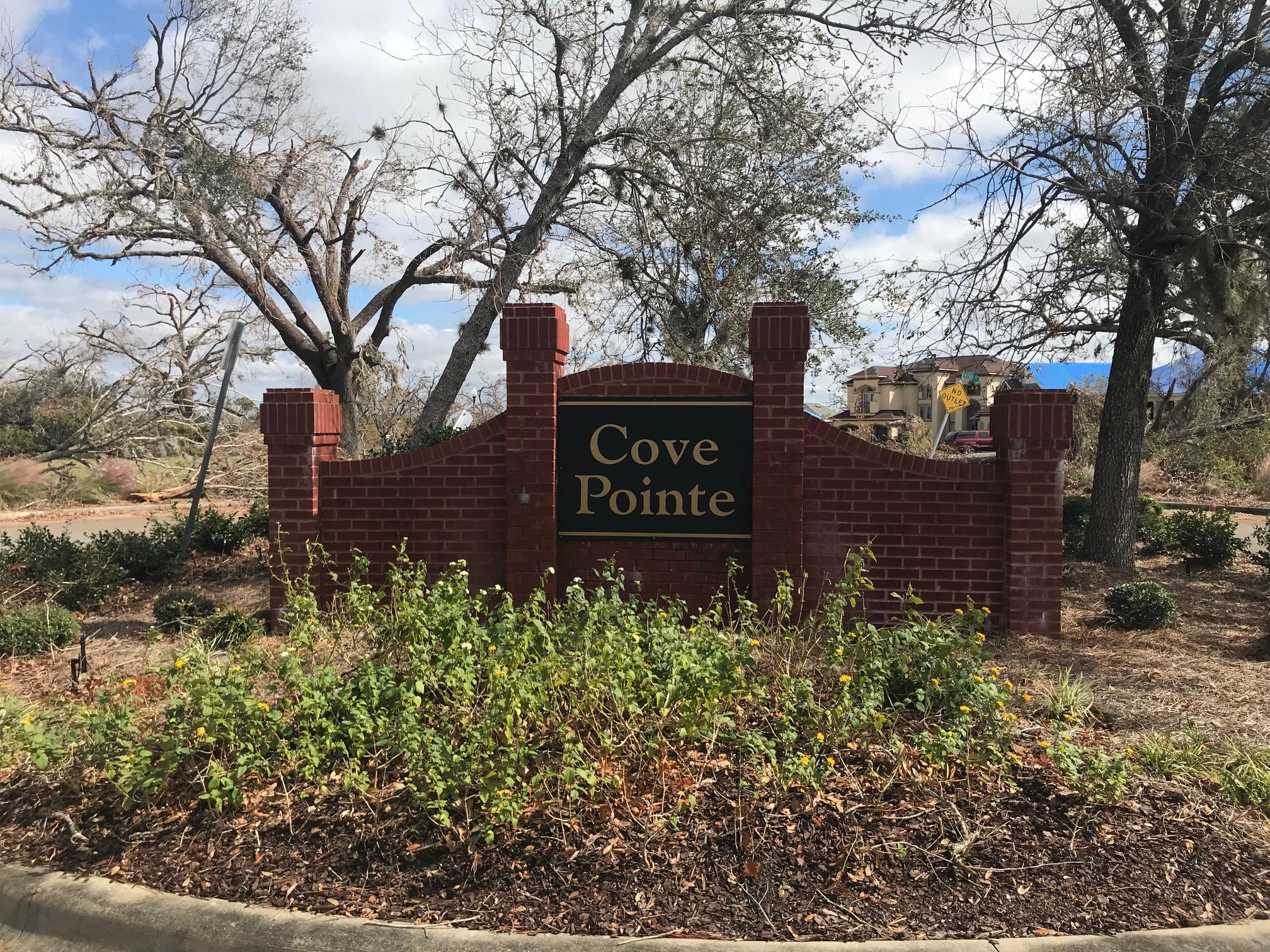 Nice lot in upscale subdivision right by Watson Bayou, with access to St. Andrews Bay and the Gulf of Mexico. Subdivision includes underground utilities, street lights, public park and community dock.Clear flat buildable lot. No Michael damage.All measurements to be verified by buyer.