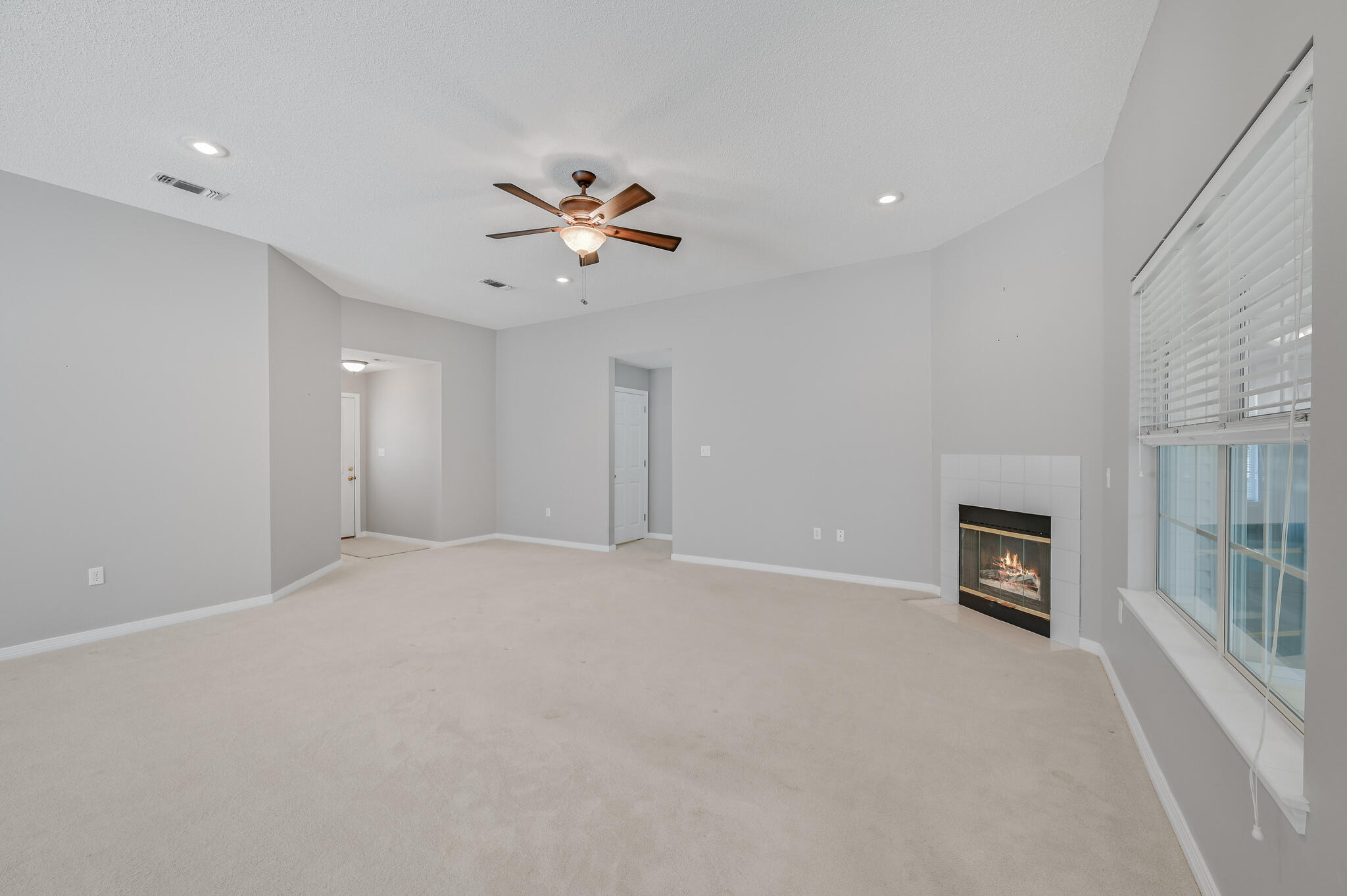 BAYSIDE - Residential