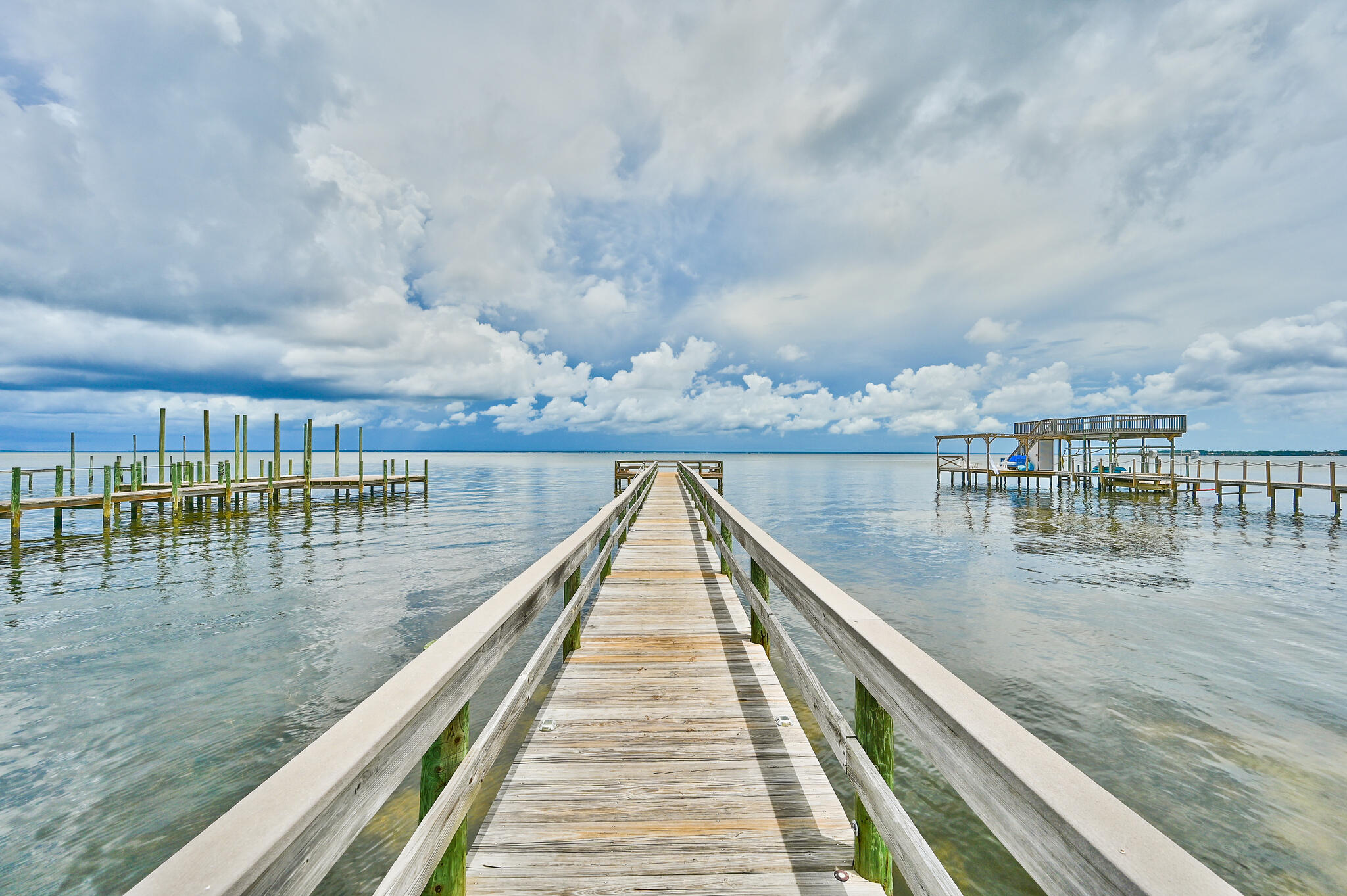 BAYSIDE - Residential